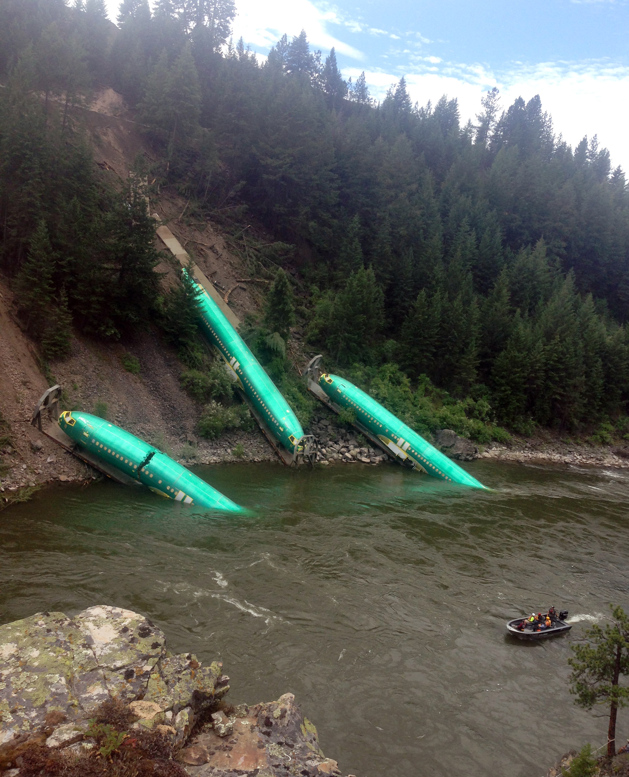 Pulling fuselages from Montana river going 'slow'