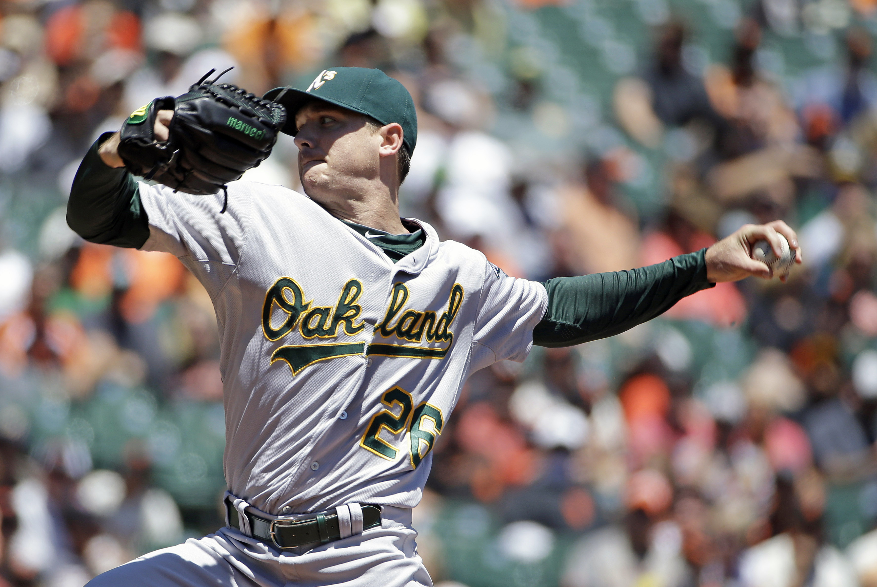 Athletics beat Giants 6-1 to win Bay Bridge series