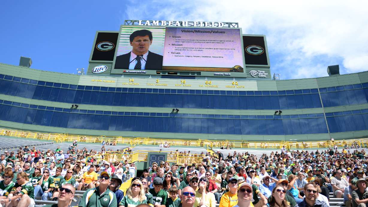 Packers post record revenue again in 2014