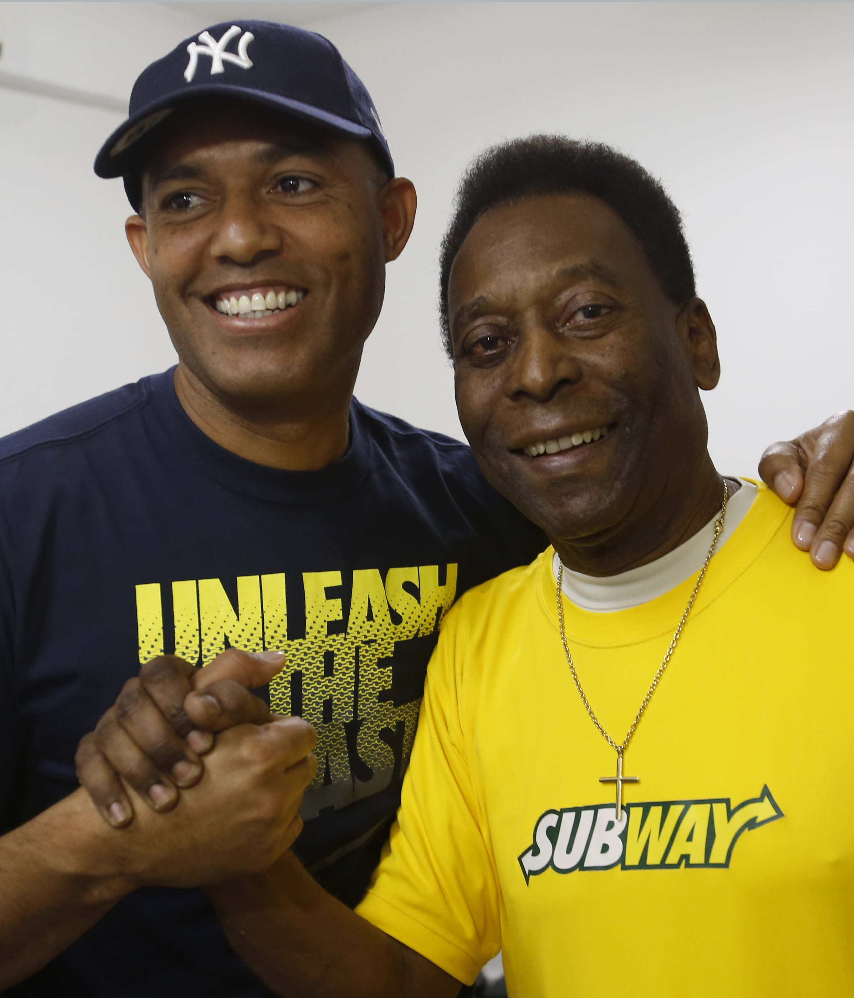 Pele remembers despair of last Maracana final