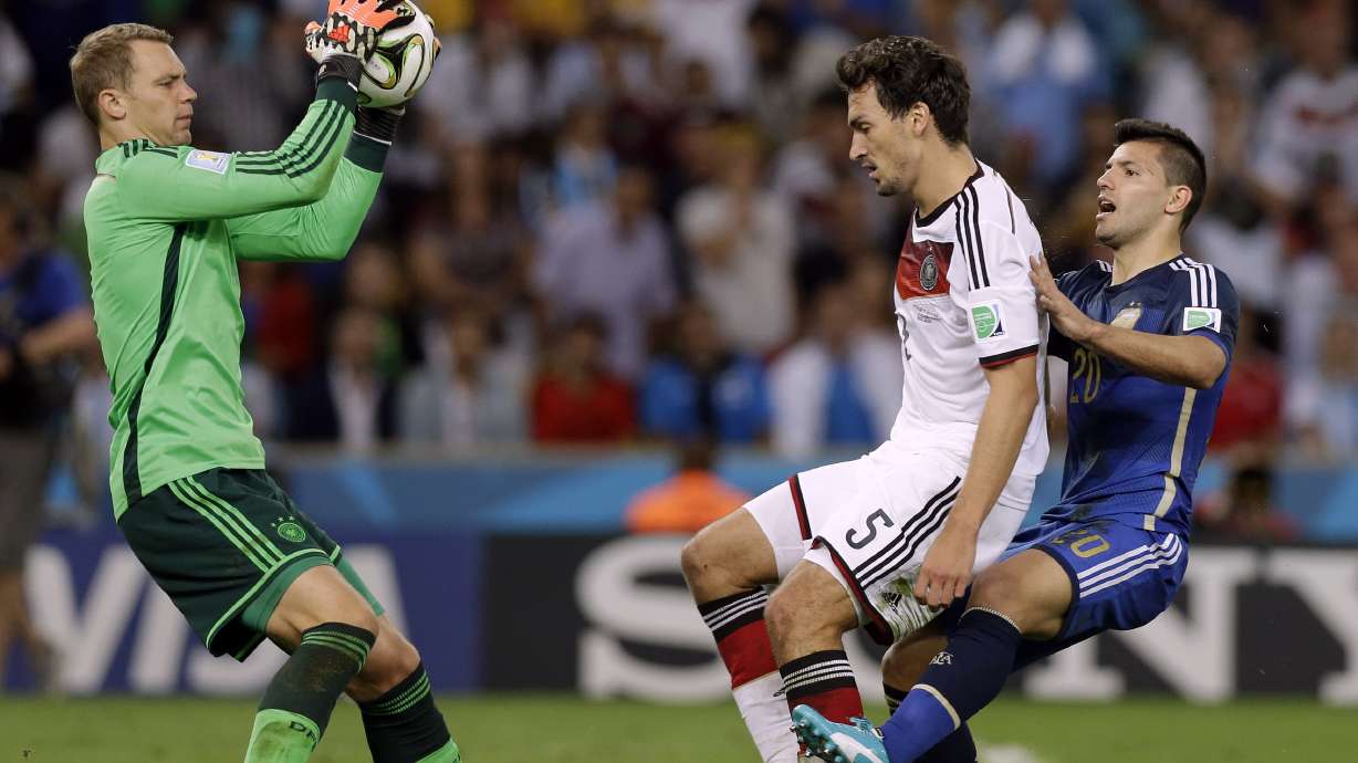 Messi wins award as best player at World Cup