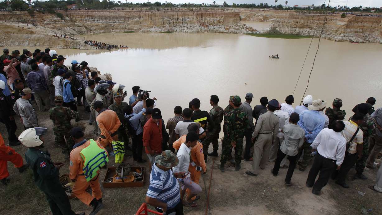 Copter crash kills 2 Cambodian military generals