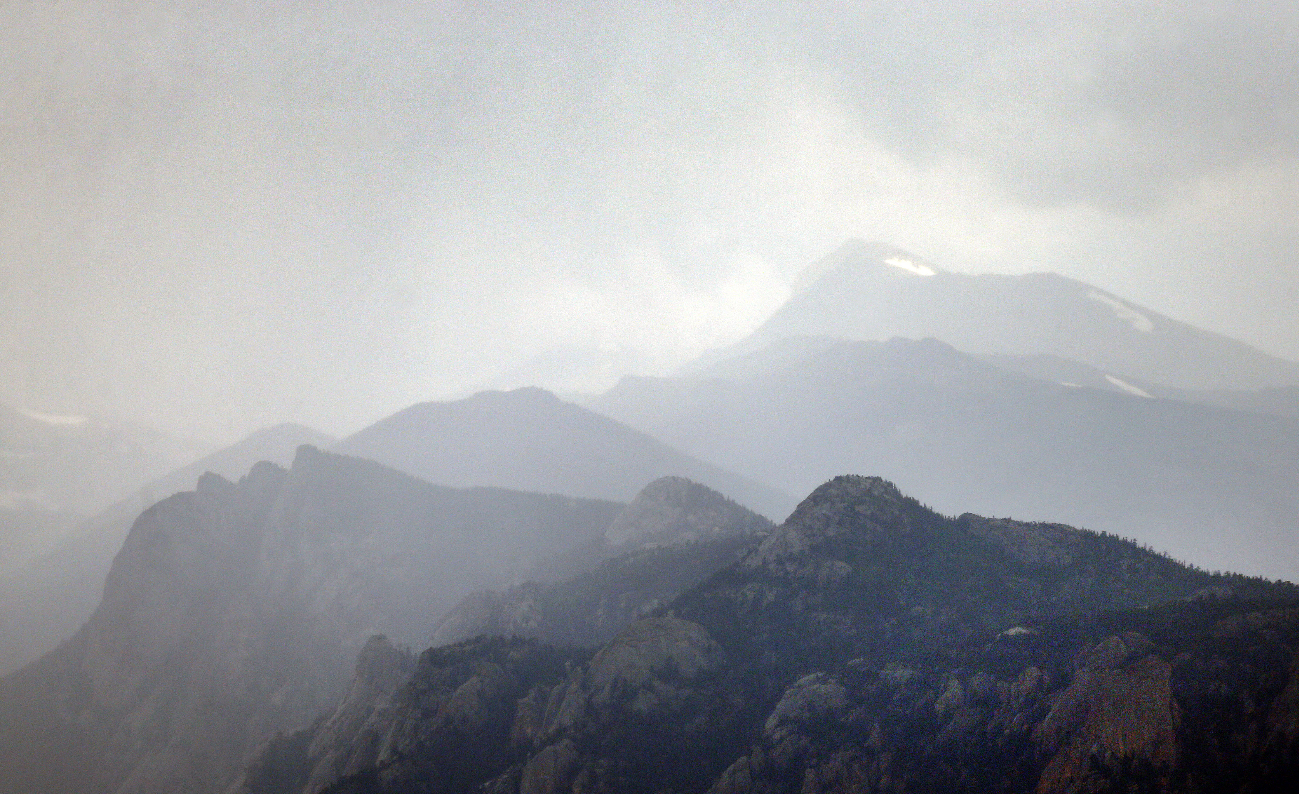Lightning safety tips for mountain visitors