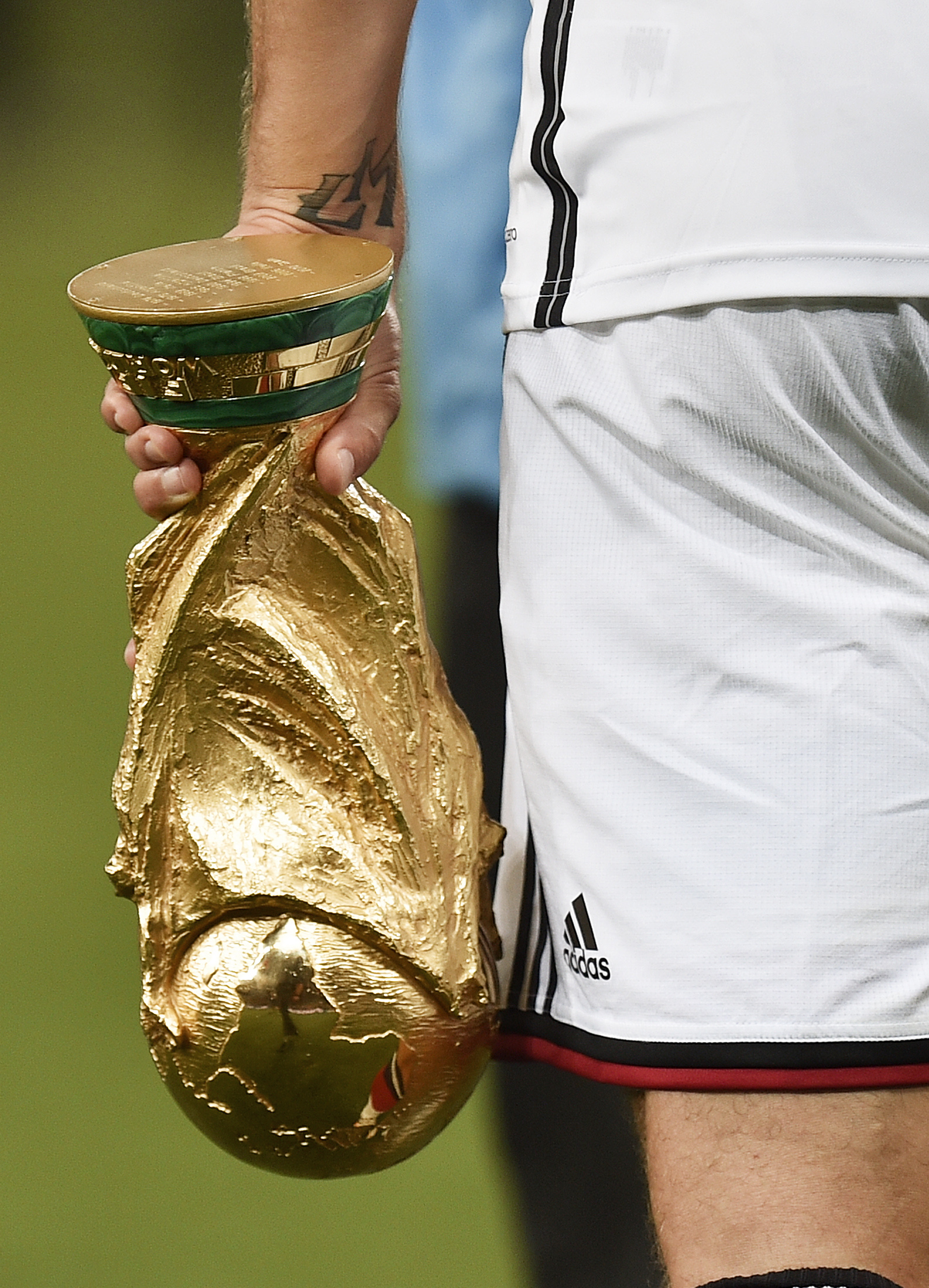 Germany midfielder Toni Kroos joins Real Madrid