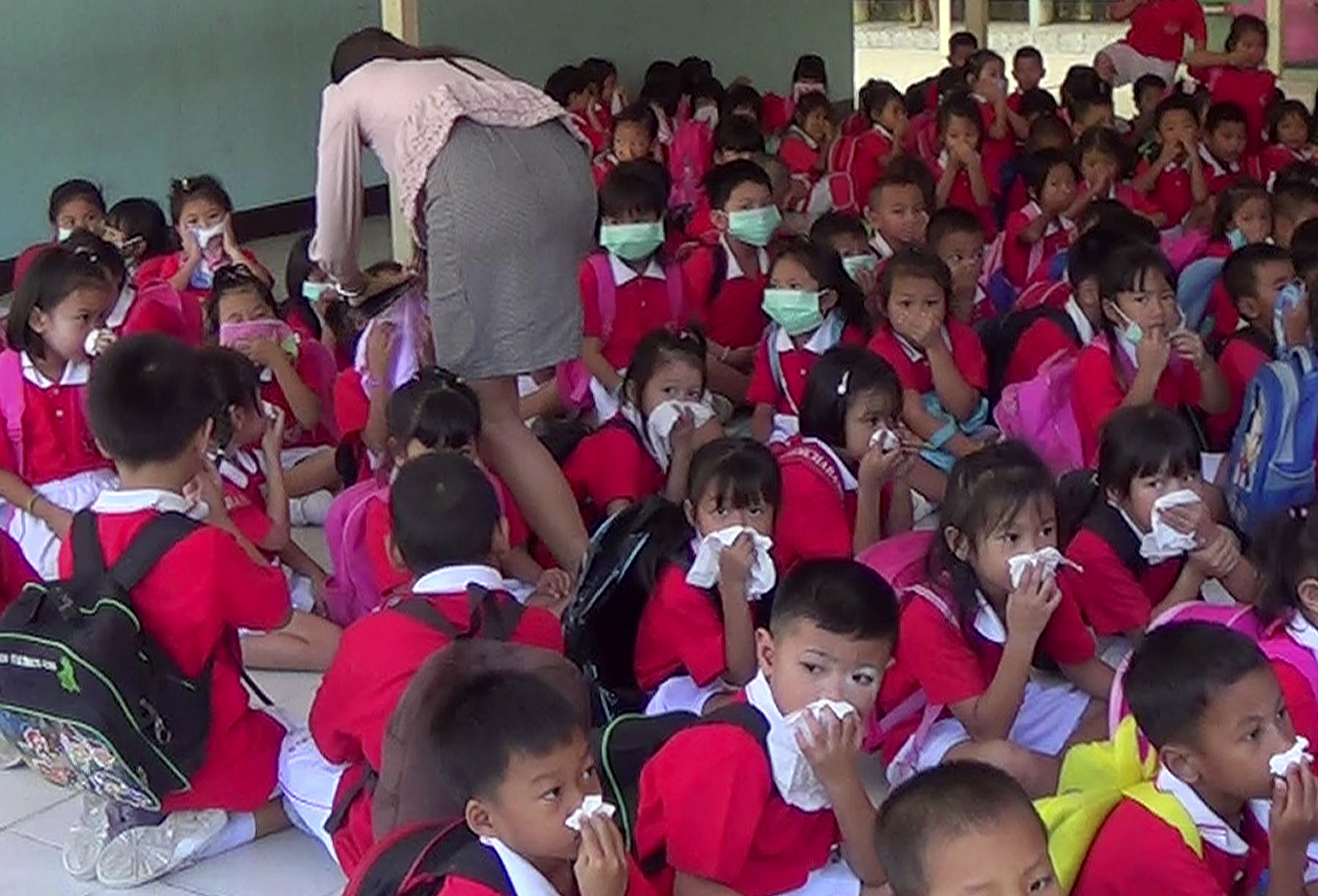 Chemical fumes sicken 139 people near Thai seaport