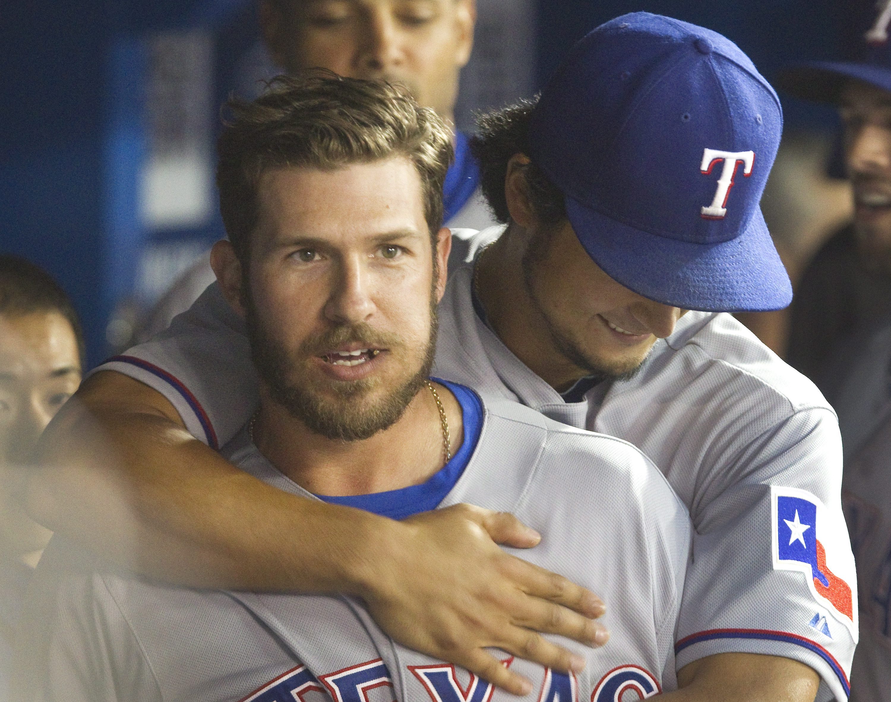Arencibia homers, Rangers beat Blue Jays 5-1