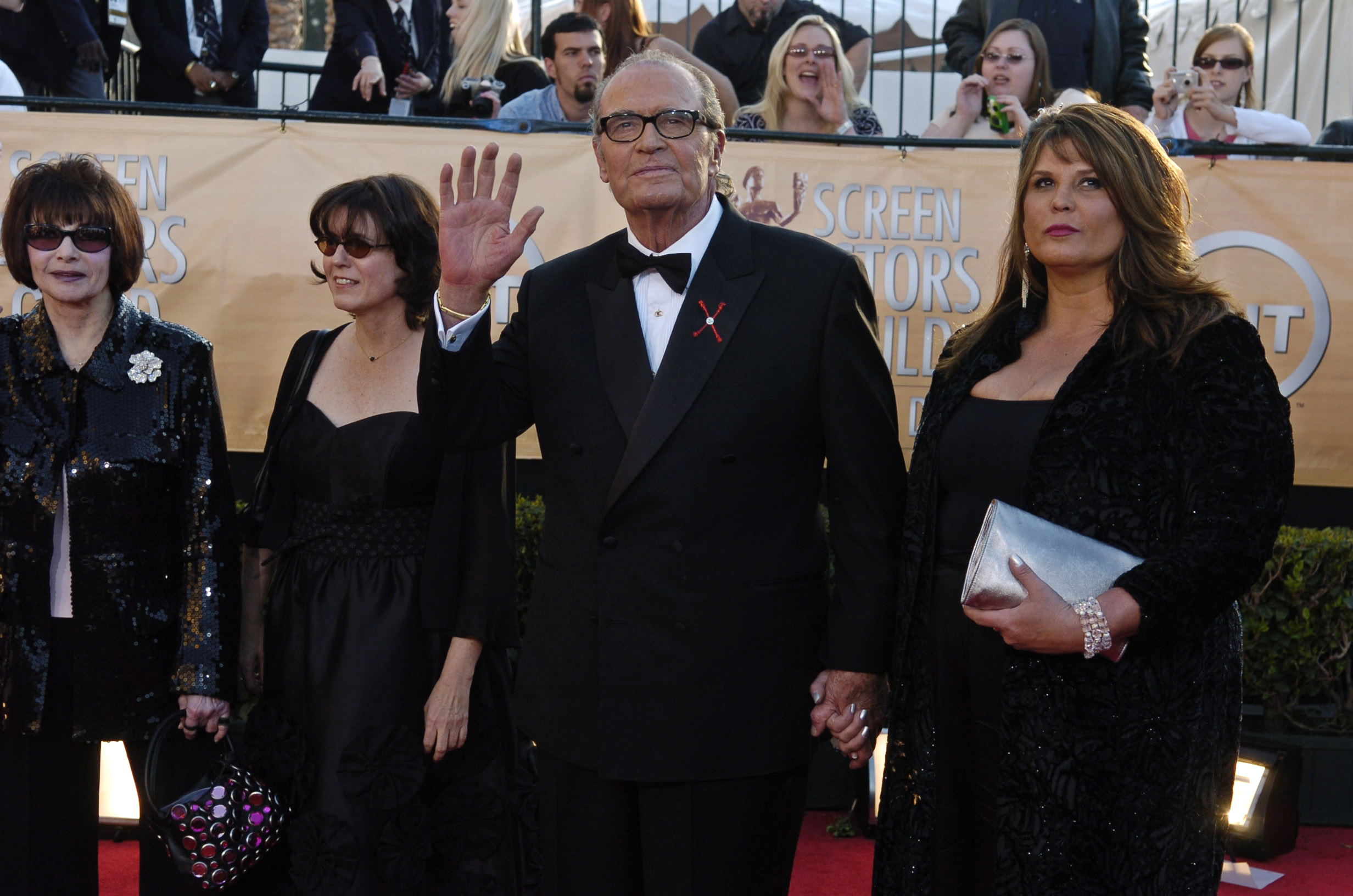 Correction: Obit-James Garner story