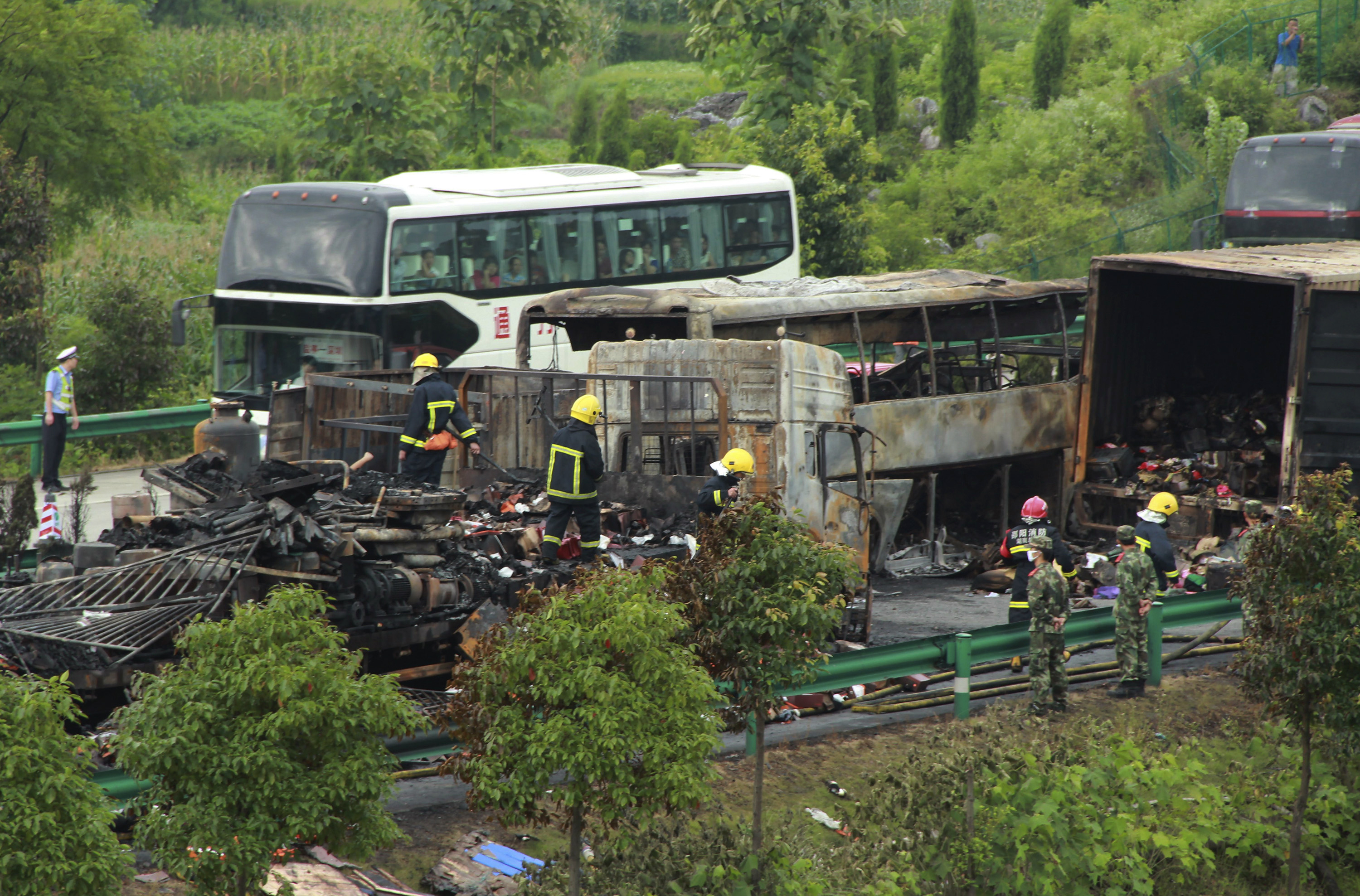 Typhoon kills 11 in Vietnam; China deaths up to 33