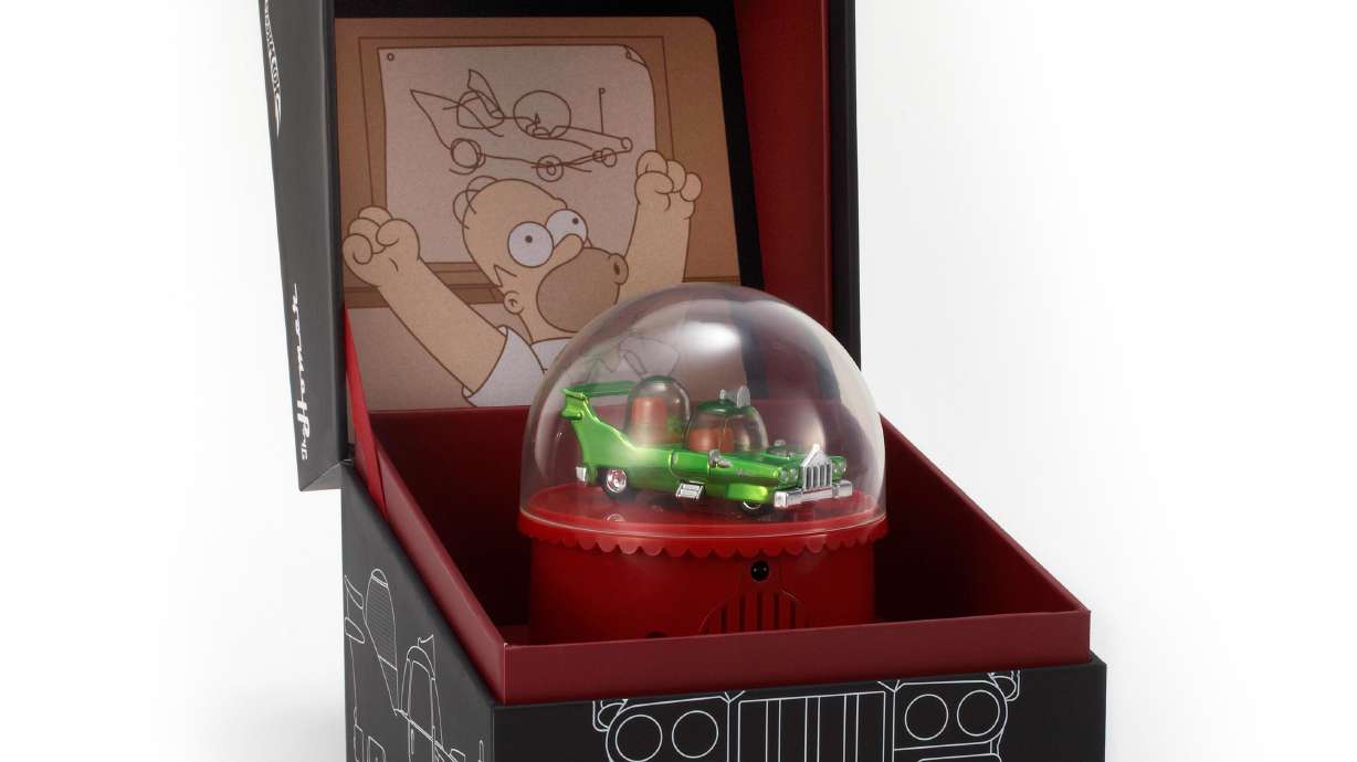 Star Wars Car, a Doomsday doll: Toys of Comic-Con