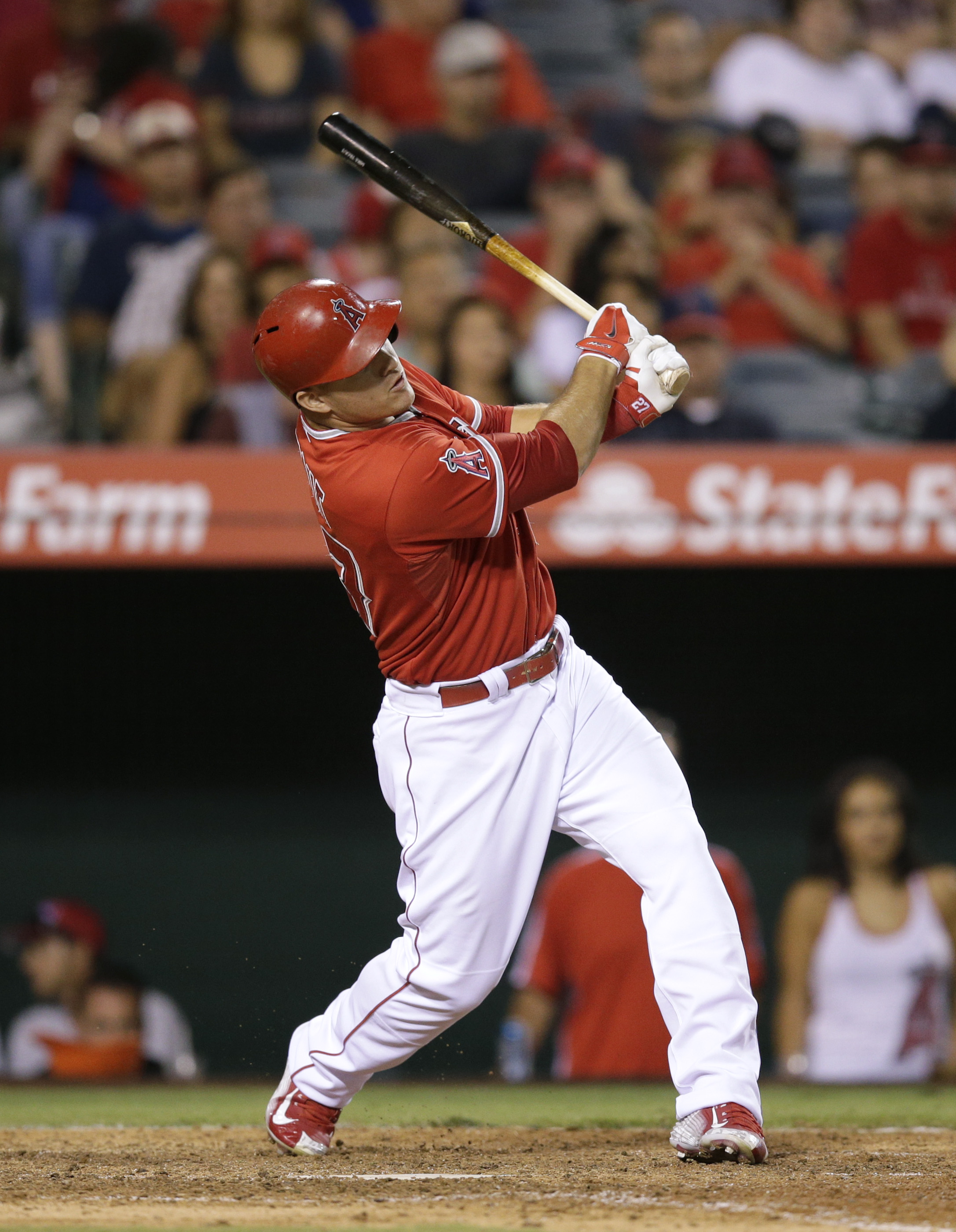 Schoop's 2-run HR helps O's beat Angels 4-2