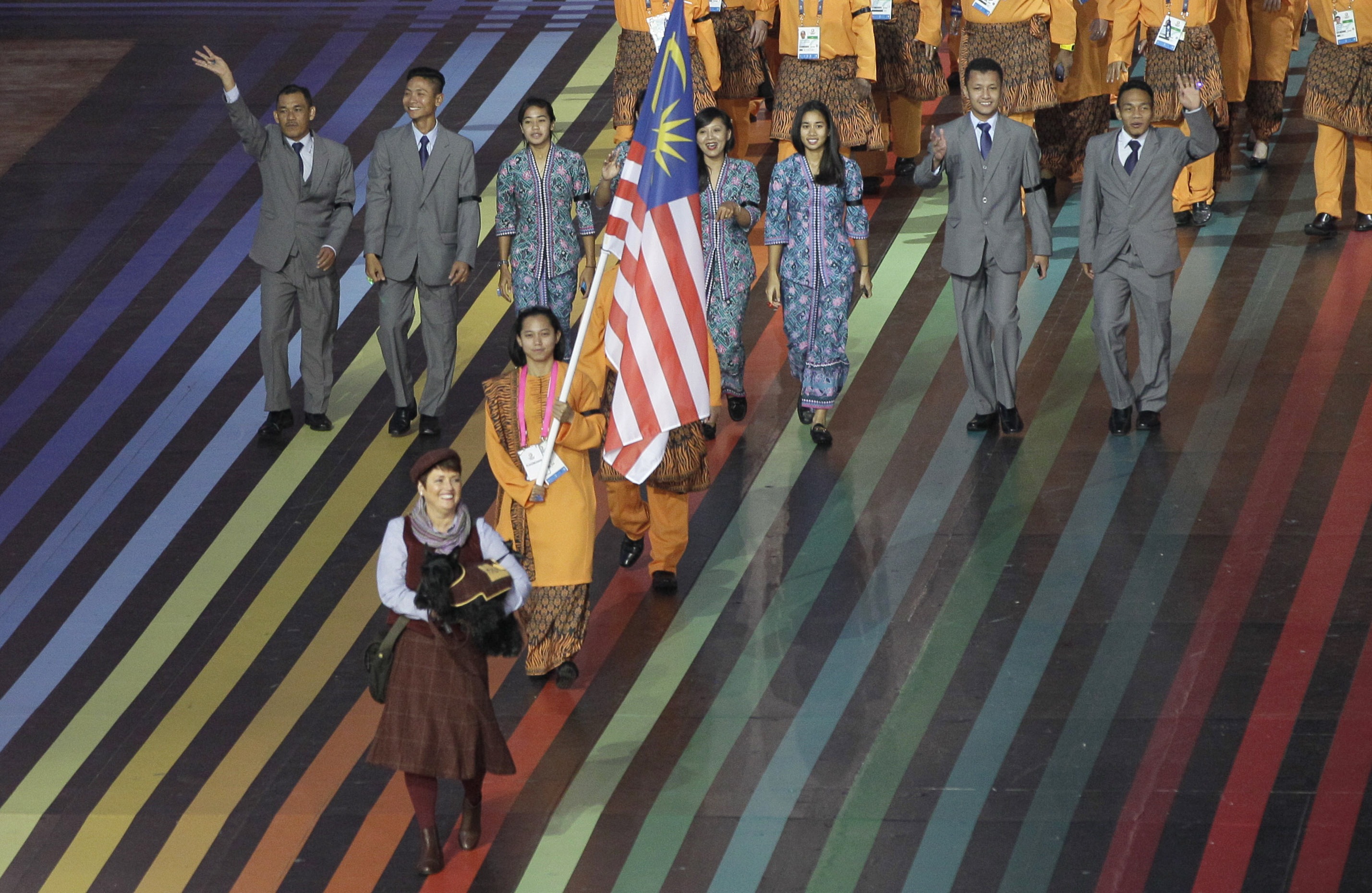 Silence for Malaysia jet victims at Glasgow Games