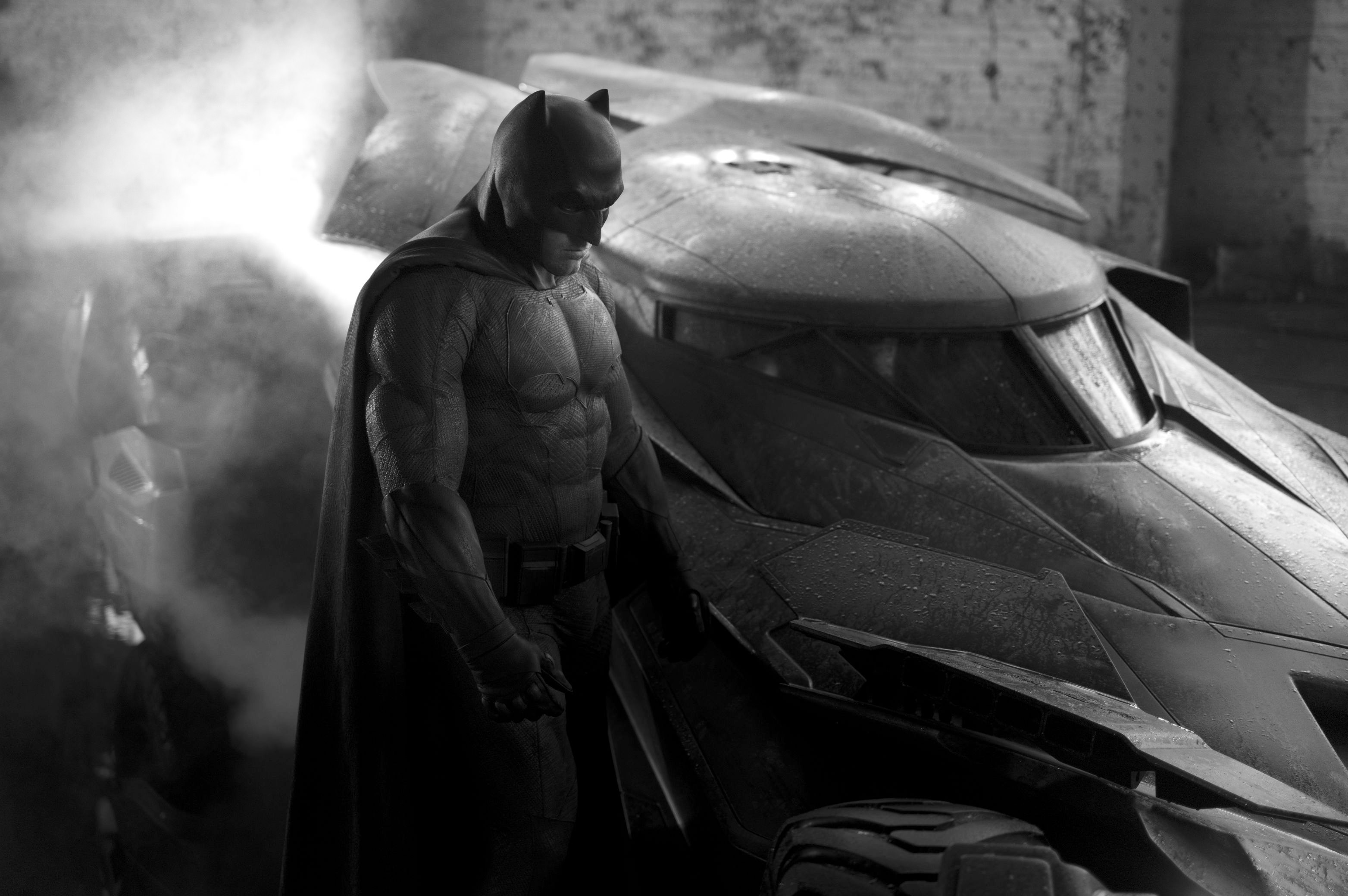 First clear picture of Ben Affleck as Batman hits the web