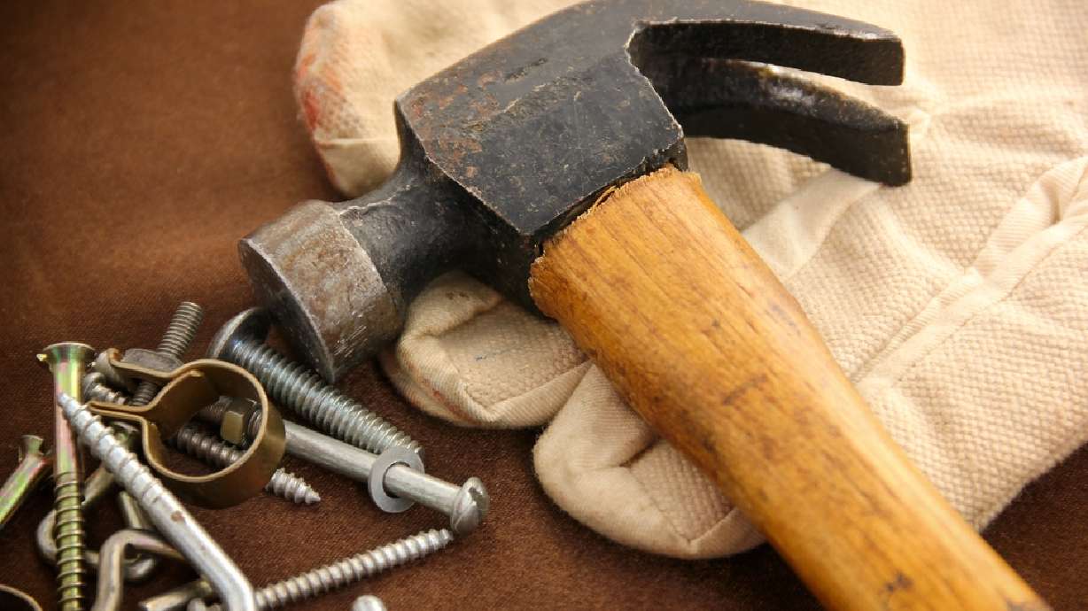 Sniffing out scammers: How to recognize flawed home improvement offers