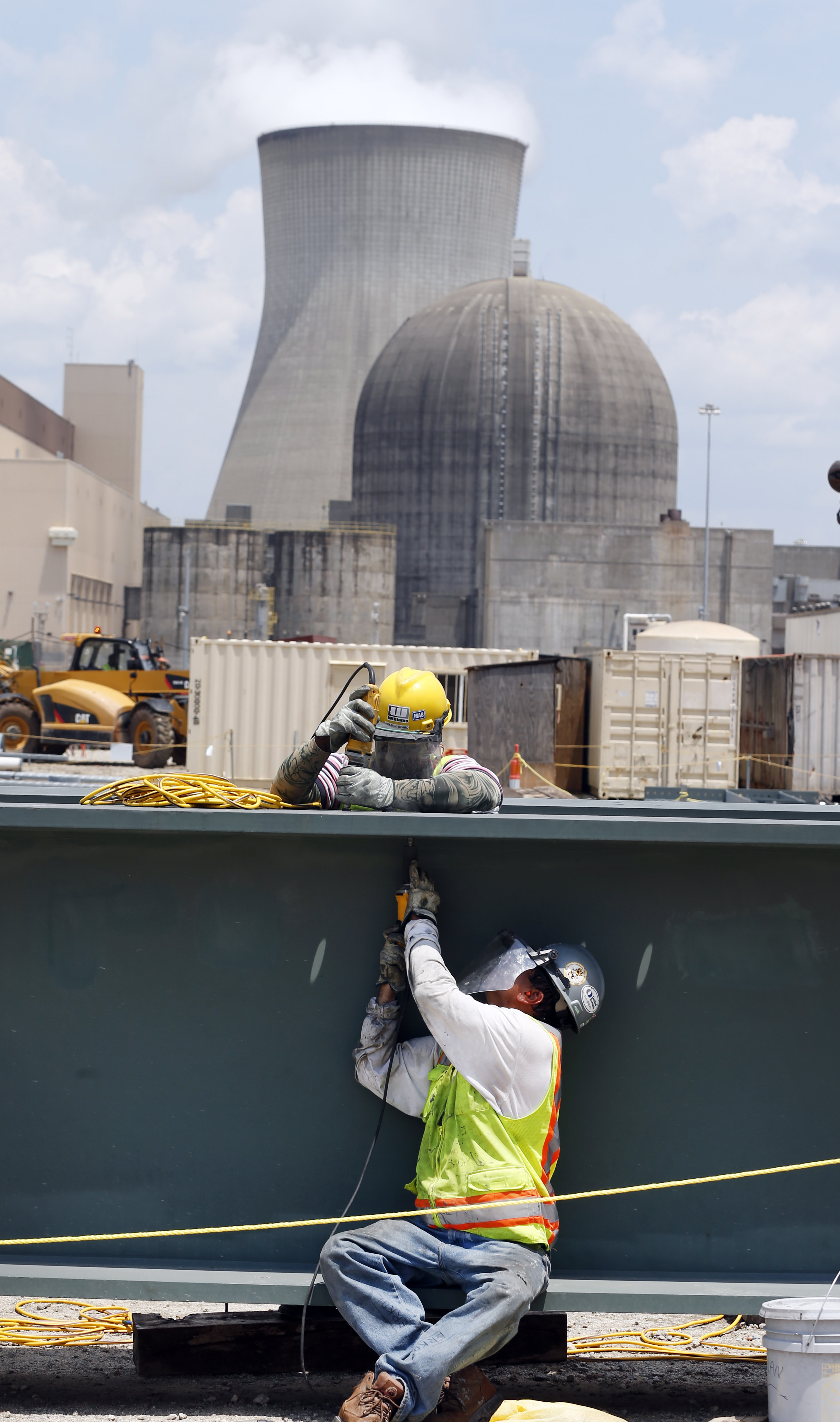 Promises of easier nuclear construction fall short