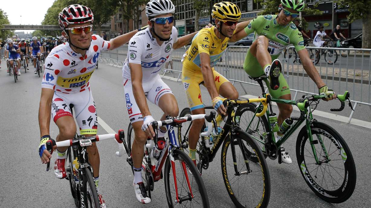 Italy's Vincenzo Nibali wins Tour de France