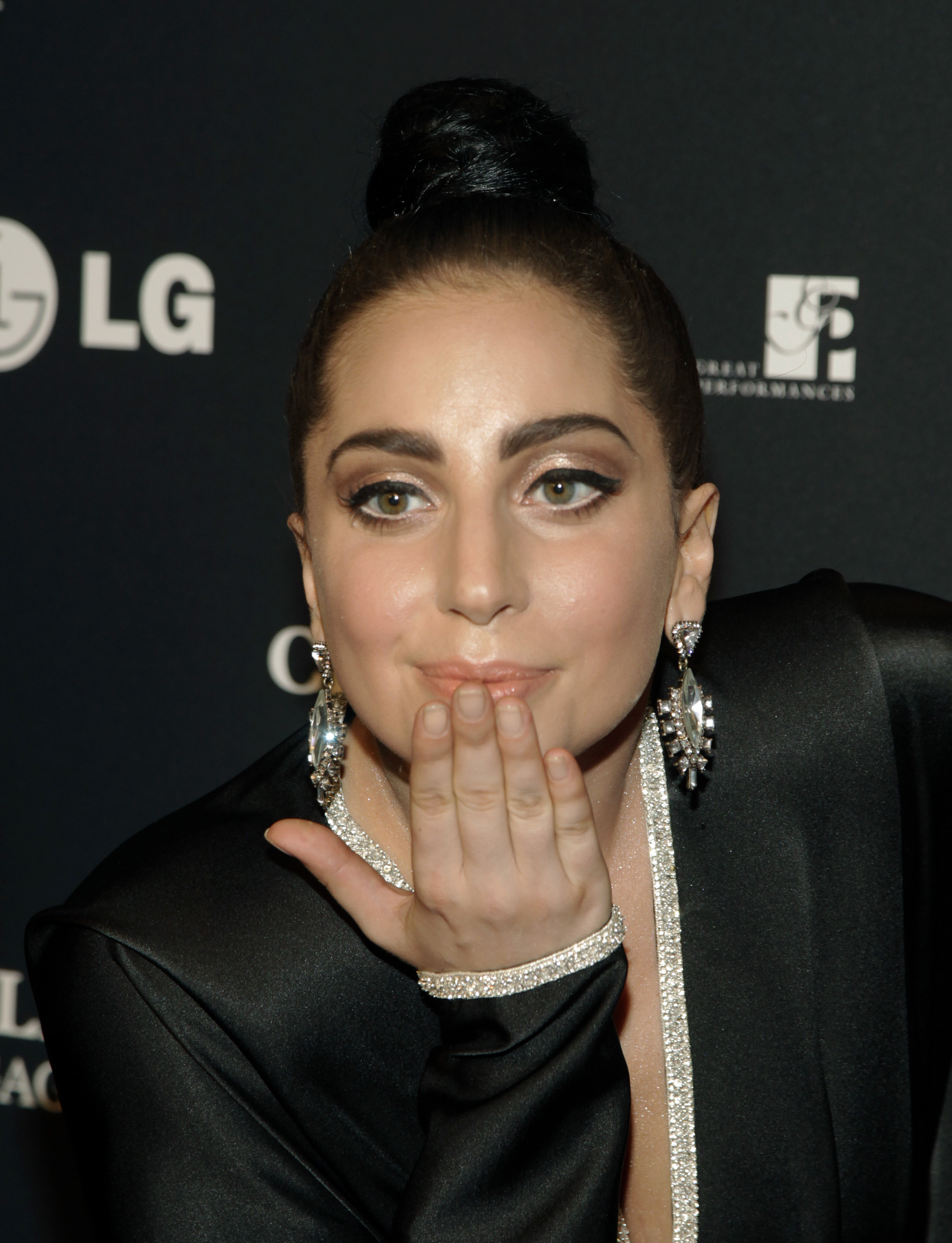 Gaga on Bennett duet CD: Jazz comes easier vs. pop