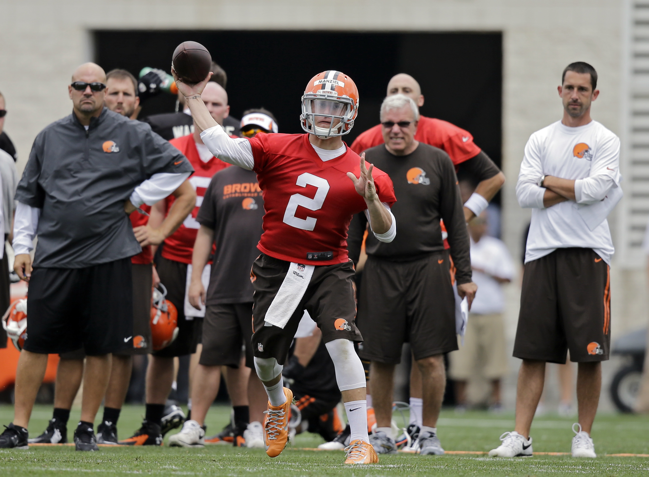 Quarterback Johnny Manziel's day at Browns camp