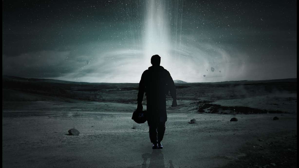 Christopher Nolan makes us work to see latest 'Interstellar' trailer