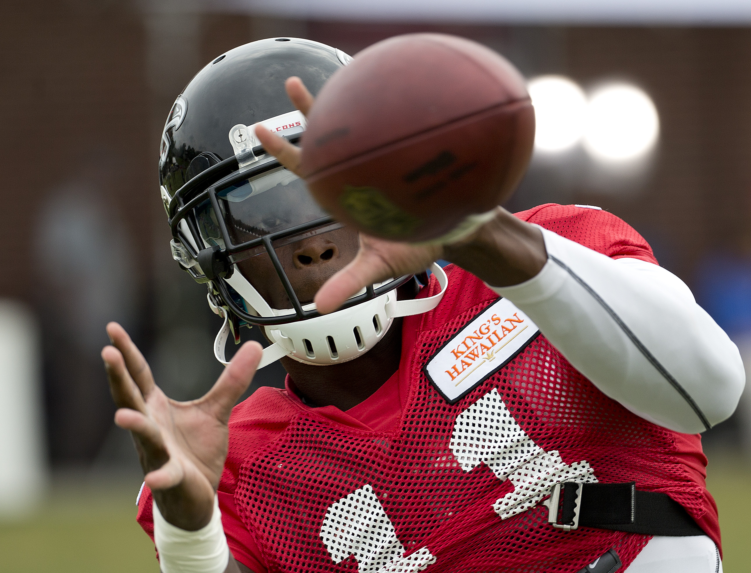 Julio Jones says right foot completely healed