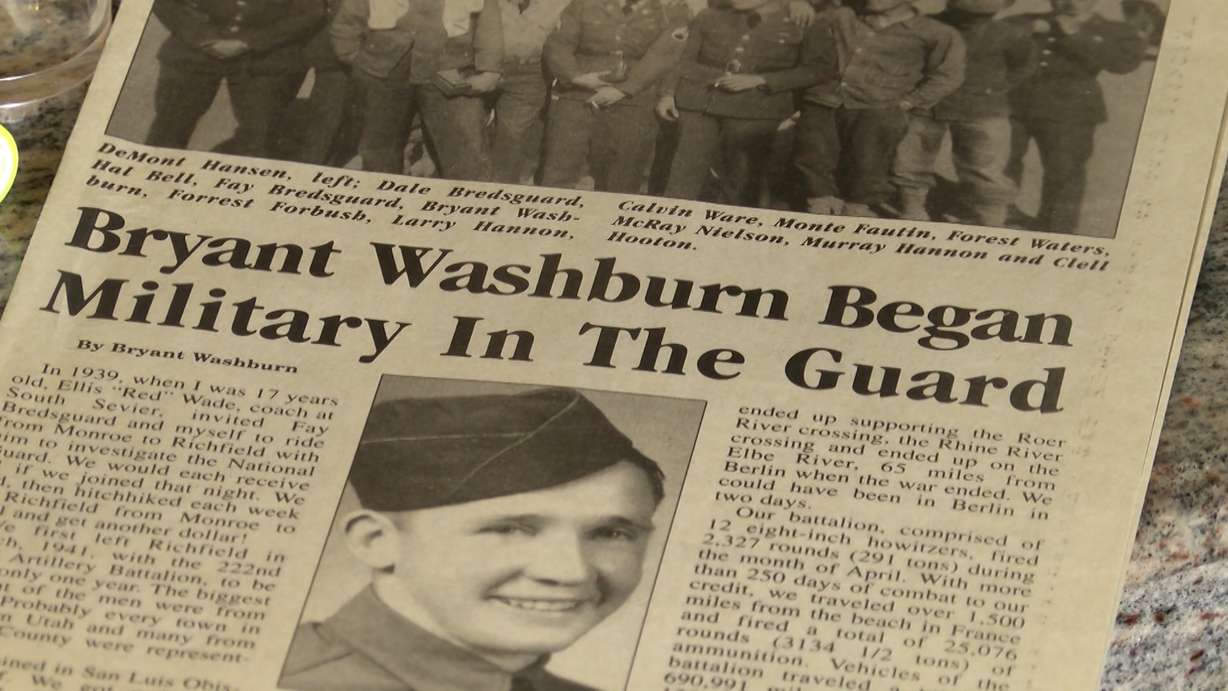 Nearly 400 WWII veterans come together to publish memoirs