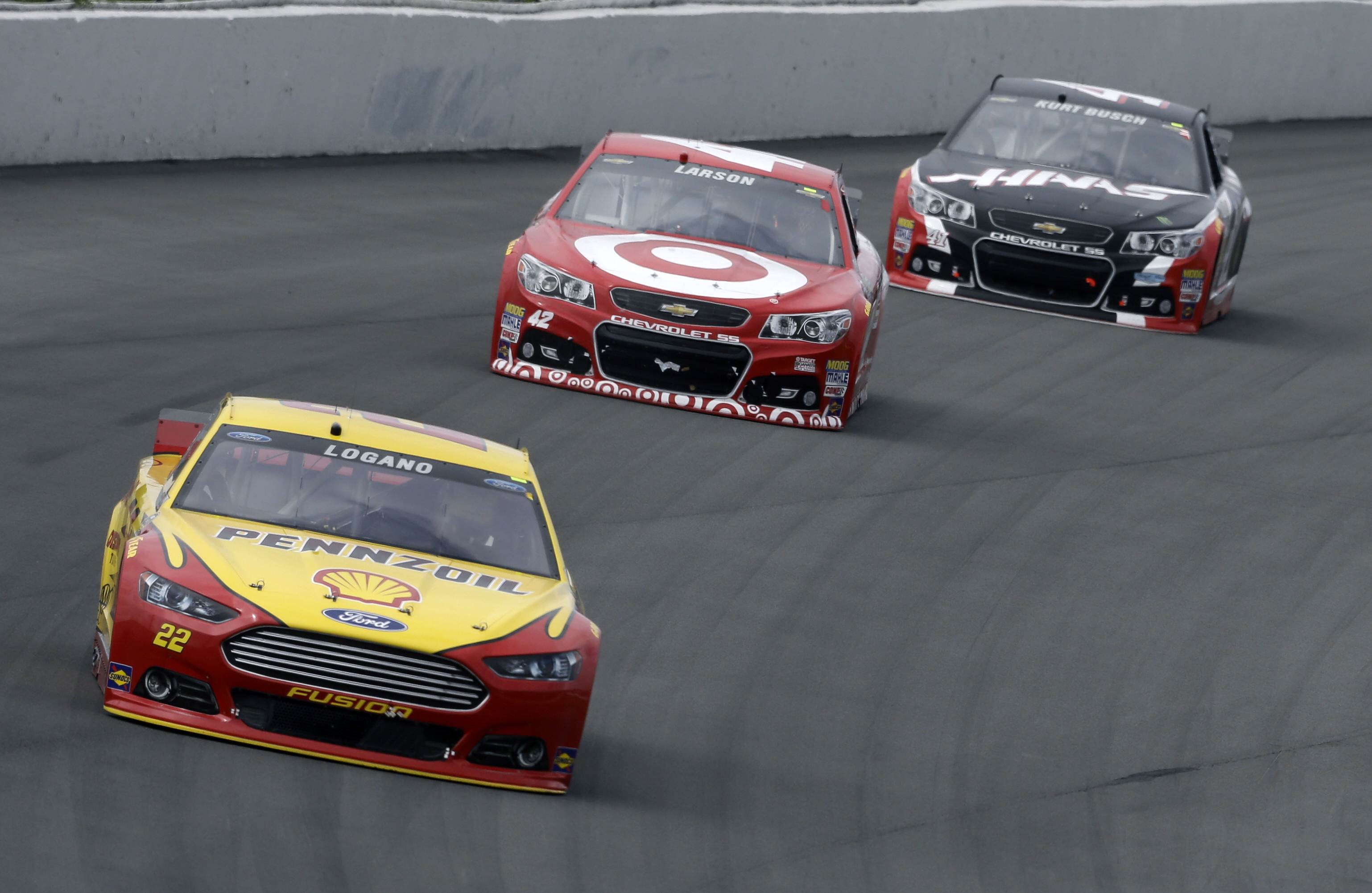 Earnhardt win completes season sweep at Pocono