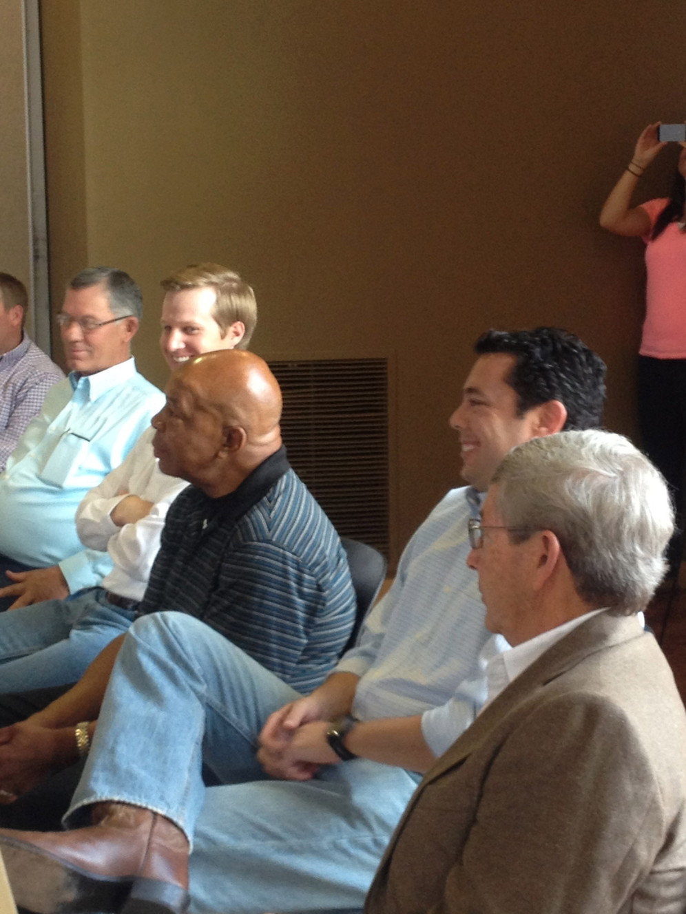 Rep. Elijah Cummings, D-Md., center, was invited to Utah by Rep. Jason Chaffetz, R-Utah, to listen and learn about Western lands issues. Here, he attends a public lands roundtable discussion Monday, Aug. 4, 2014, in Moab. (Photo: Amy Joi O'Donoghue, Deseret News)