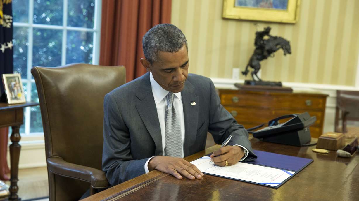 Obama signs funding package for Israel's Iron Dome