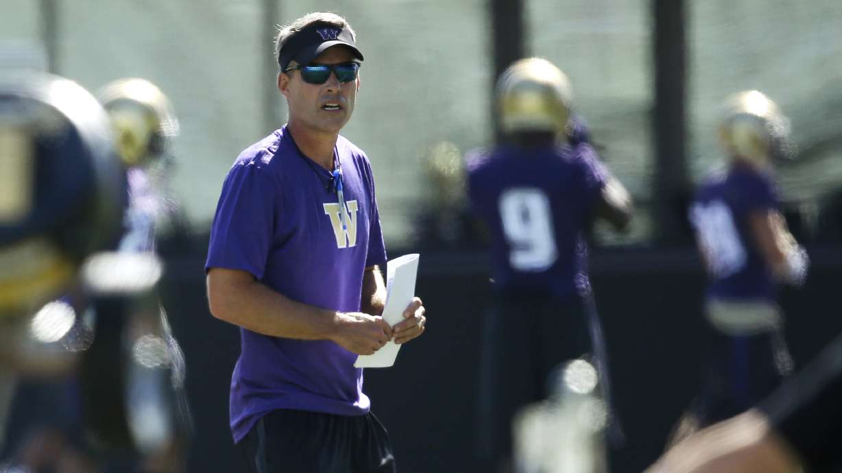 Thompson could be Pac-12's next 2-way star