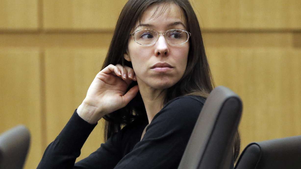 Jodi Arias to represent self at penalty trial