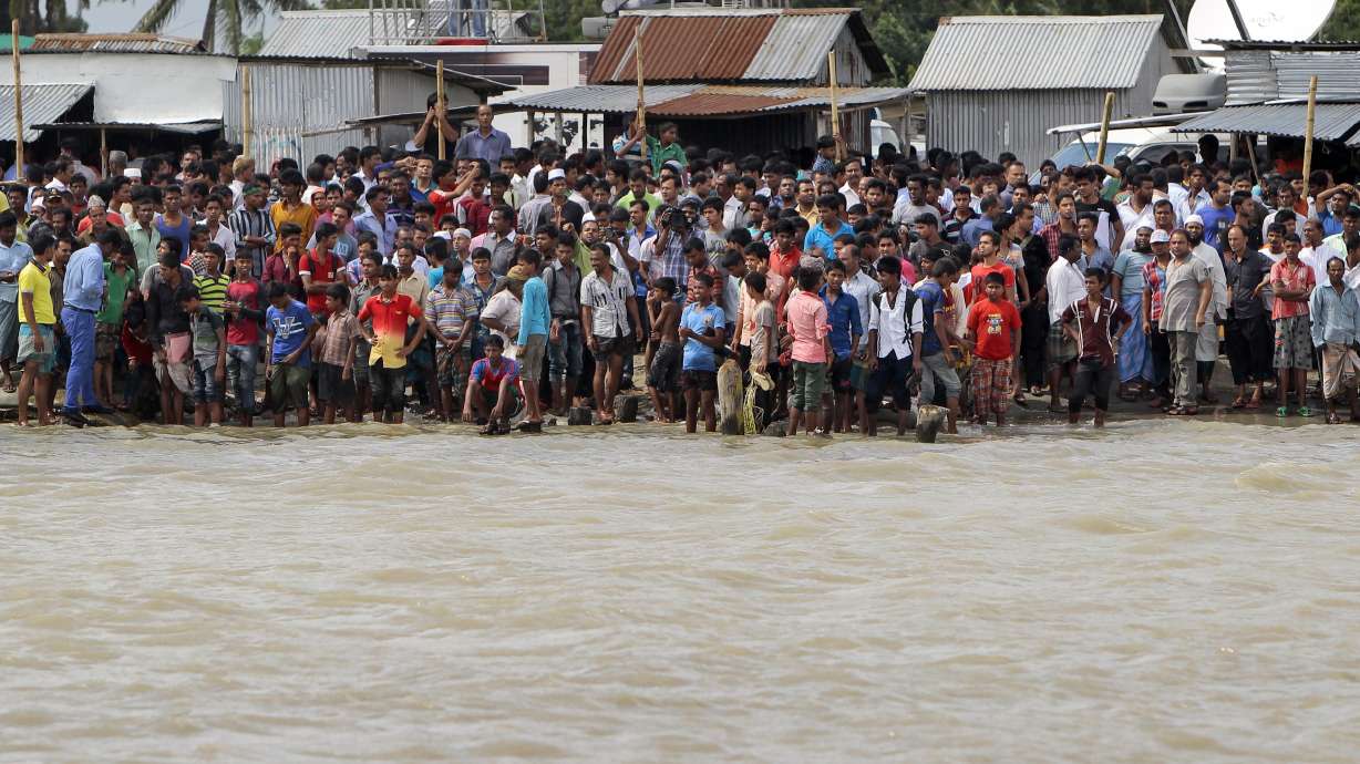 125 presumed dead in Bangladesh ferry sinking