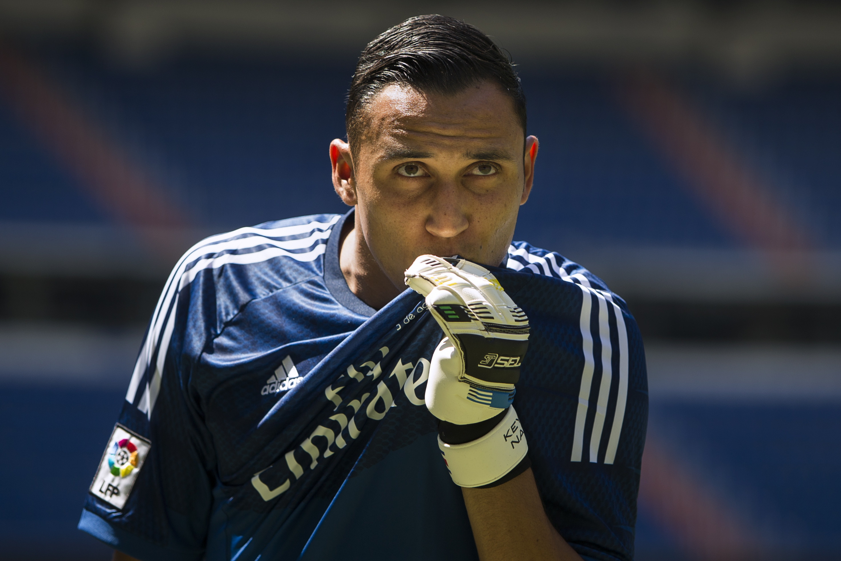 Costa Rican goalie Keylor Navas joins Real Madrid
