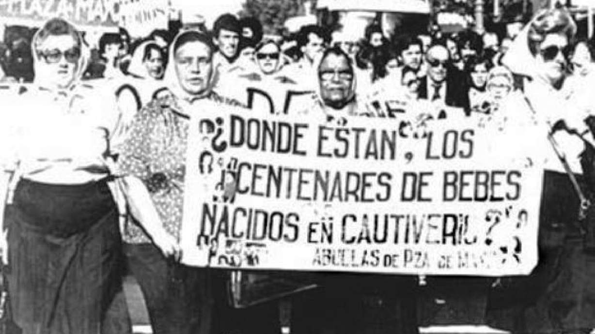 Hallan nieto de fundadora Abuelas de Plaza de Mayo