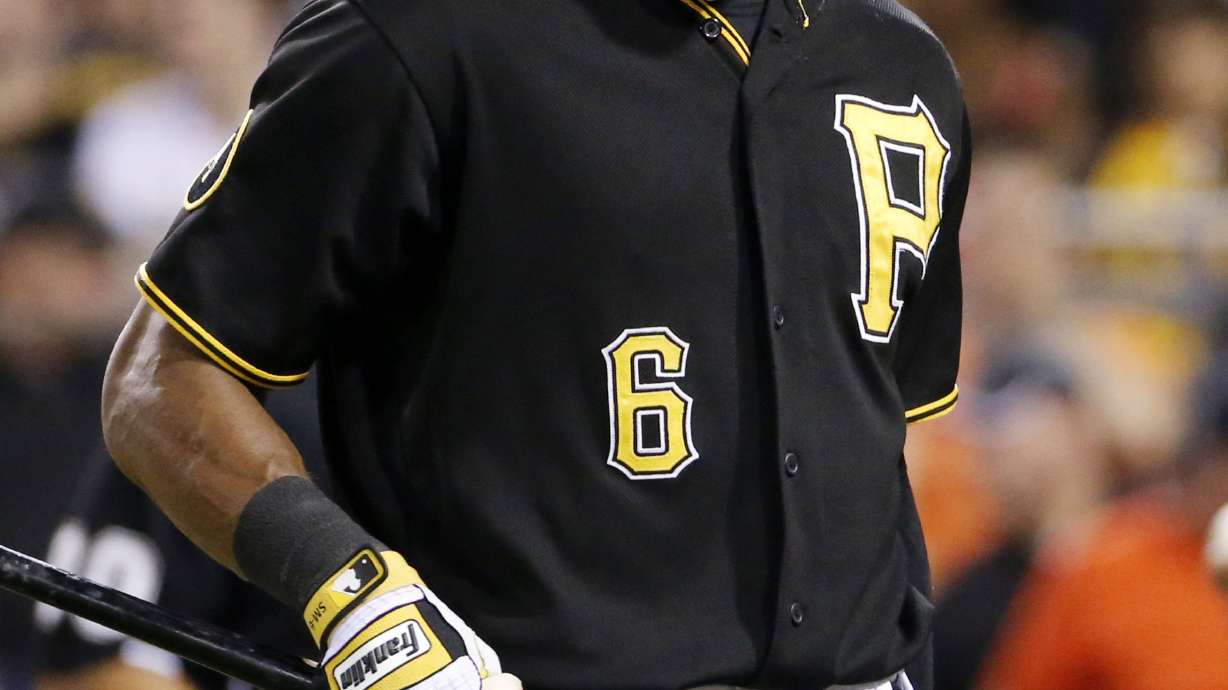 Marlins use big eighth to beat Pirates 6-3