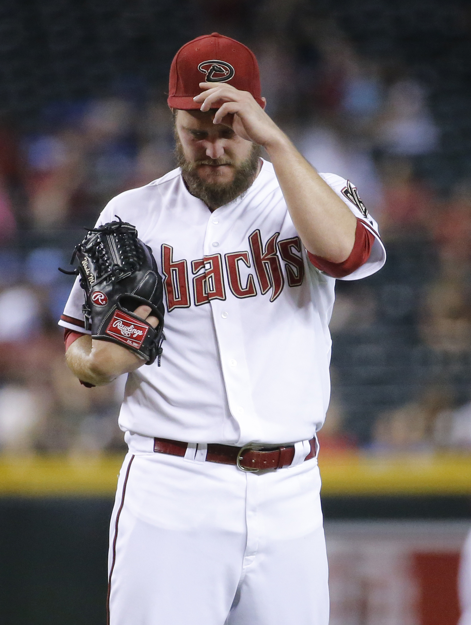 Diamondbacks crushed 12-2 by Royals