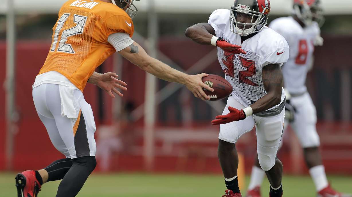 Track star Demps trying to make transition to NFL