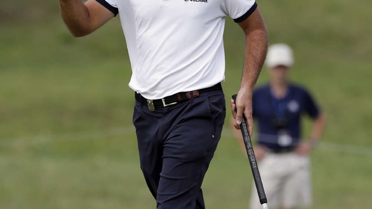 A slow start, and good recovery, for Mickelson