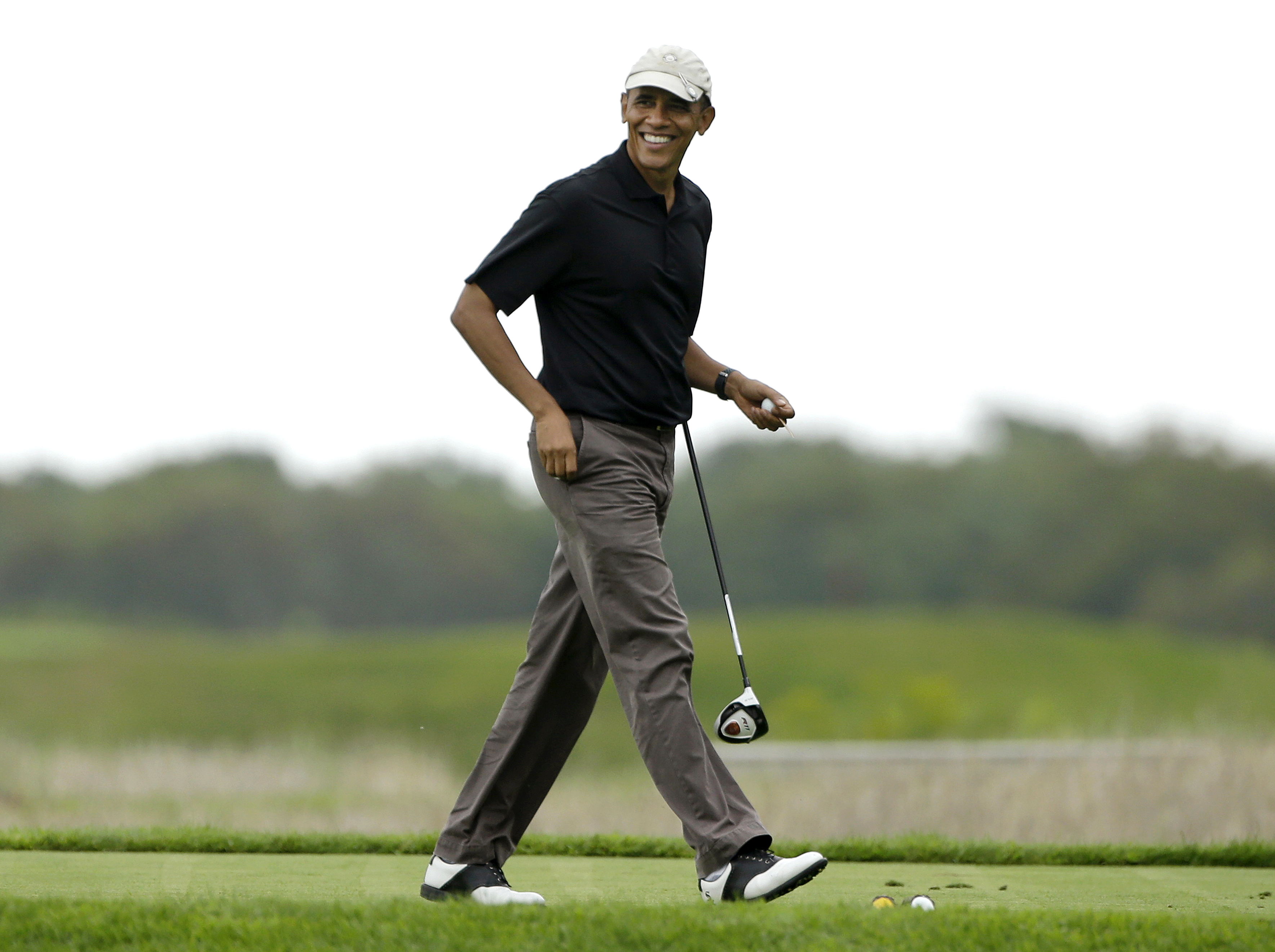 Obama interrupting summer vacation with trip to DC