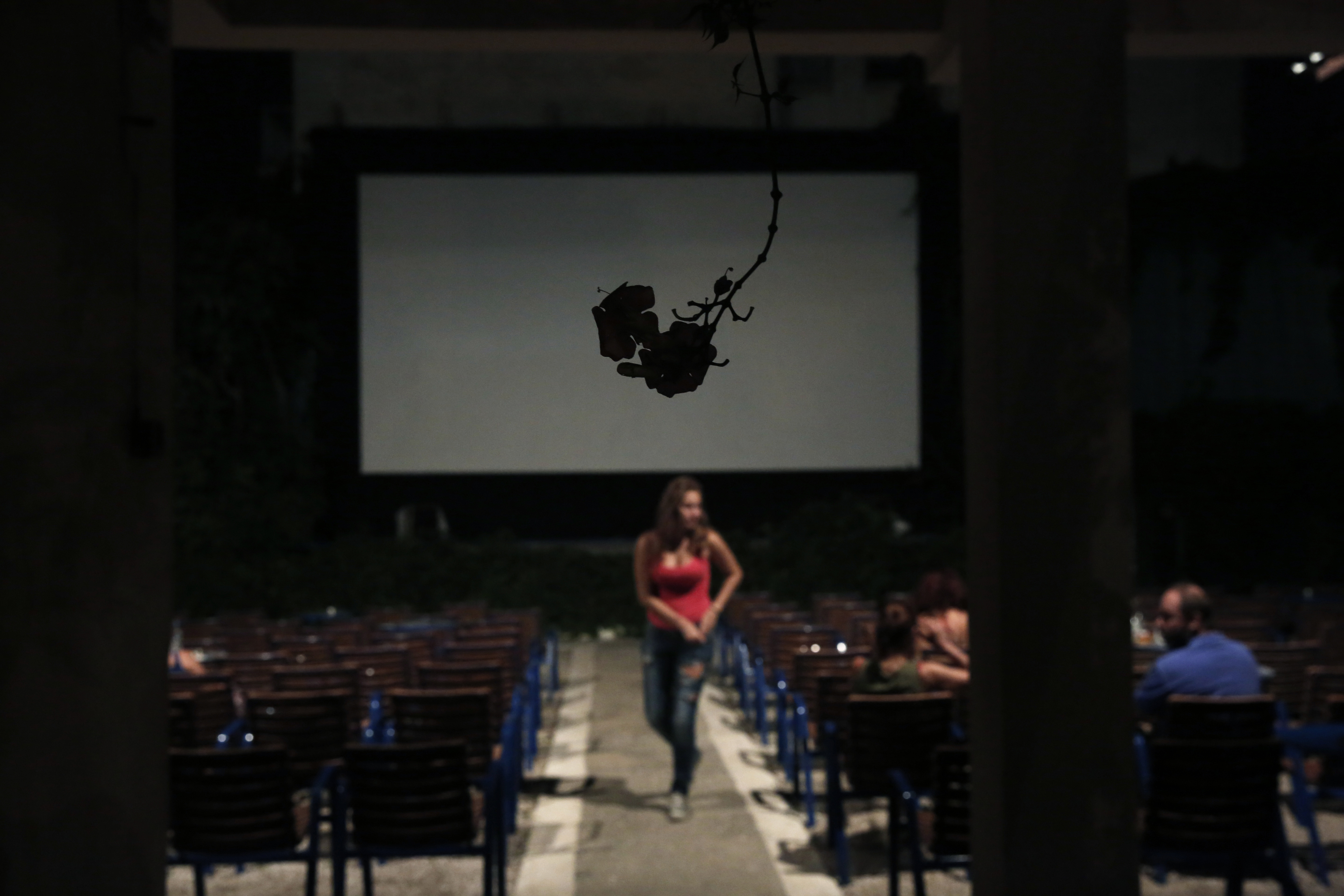 AP PHOTOS: Outdoor cinemas fade to black in Greece