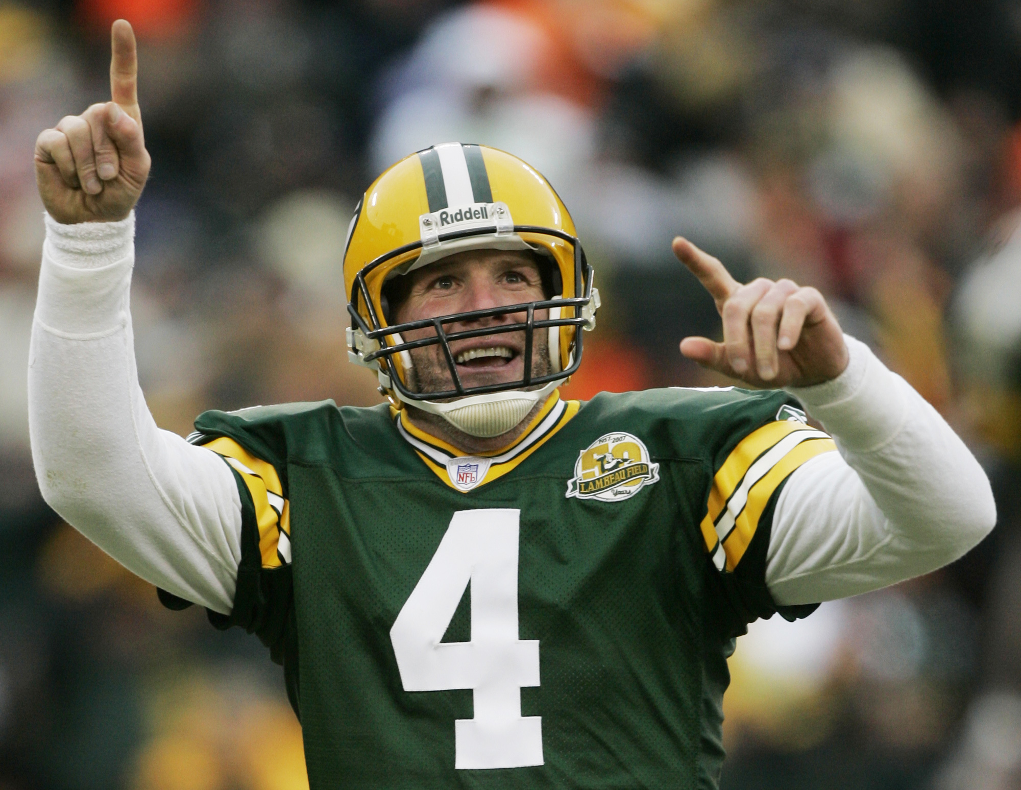 Favre looks forward, no regrets about career