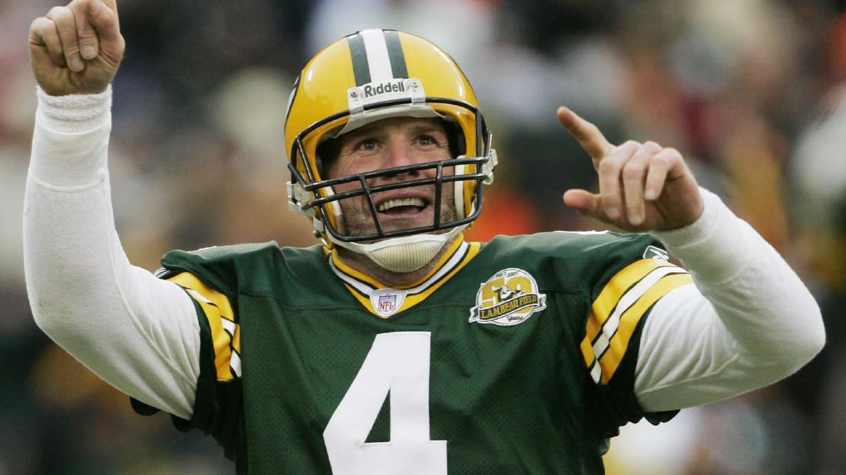 Favre looks forward, no regrets about career