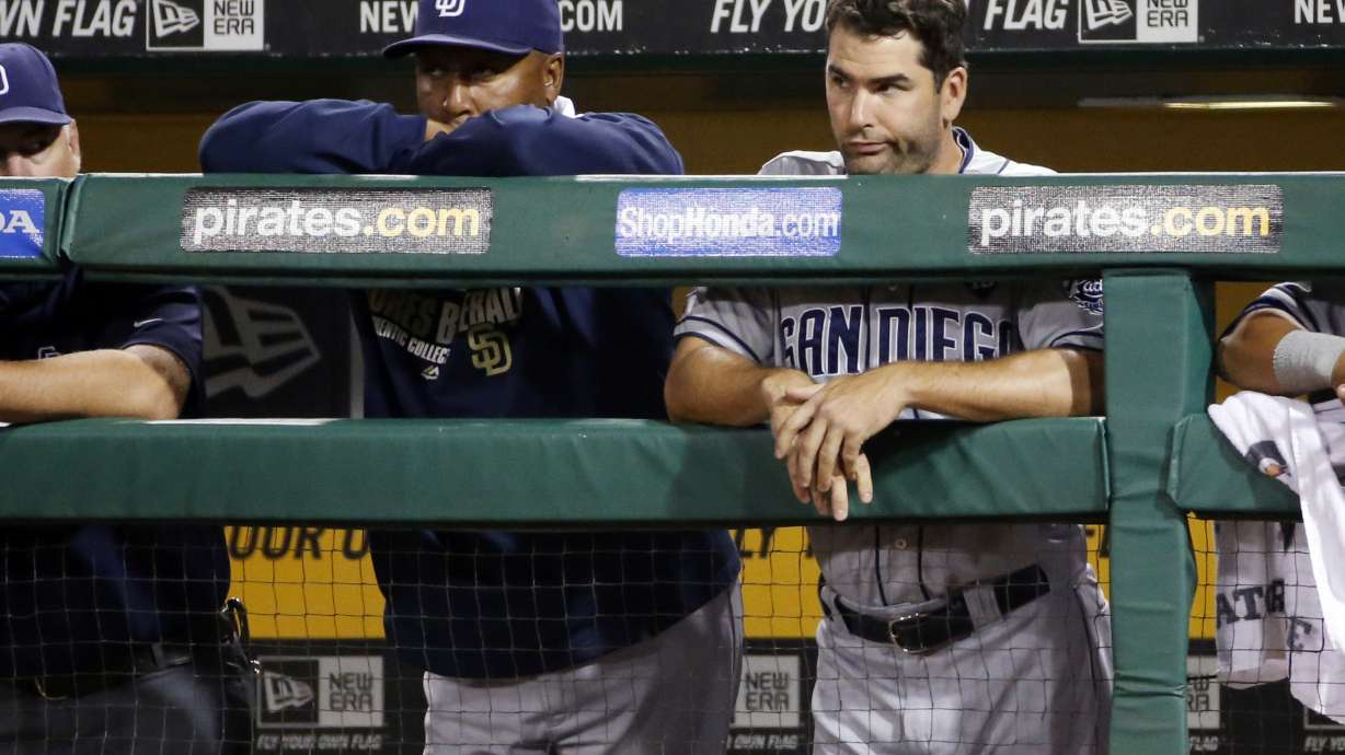 Padres held to 5 hits in 2-1 loss to Pirates