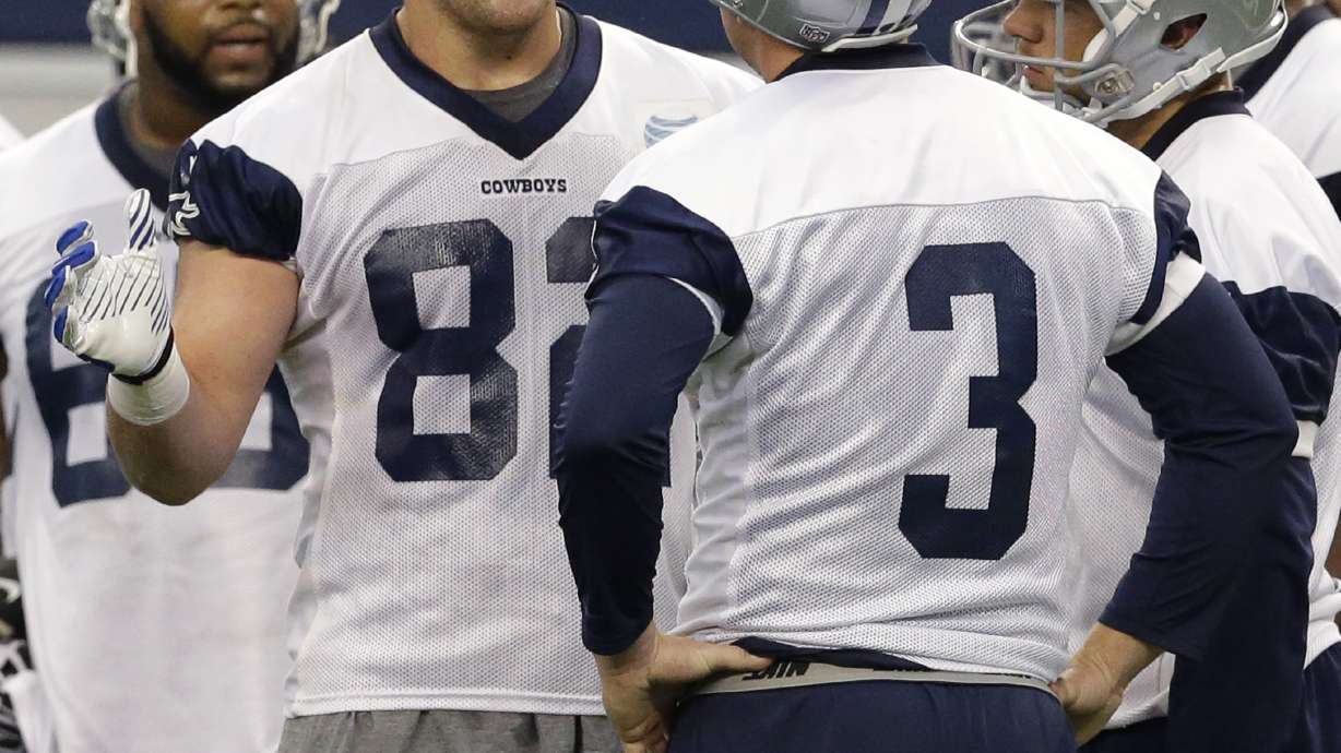 Witten not same old leader for younger Cowboys