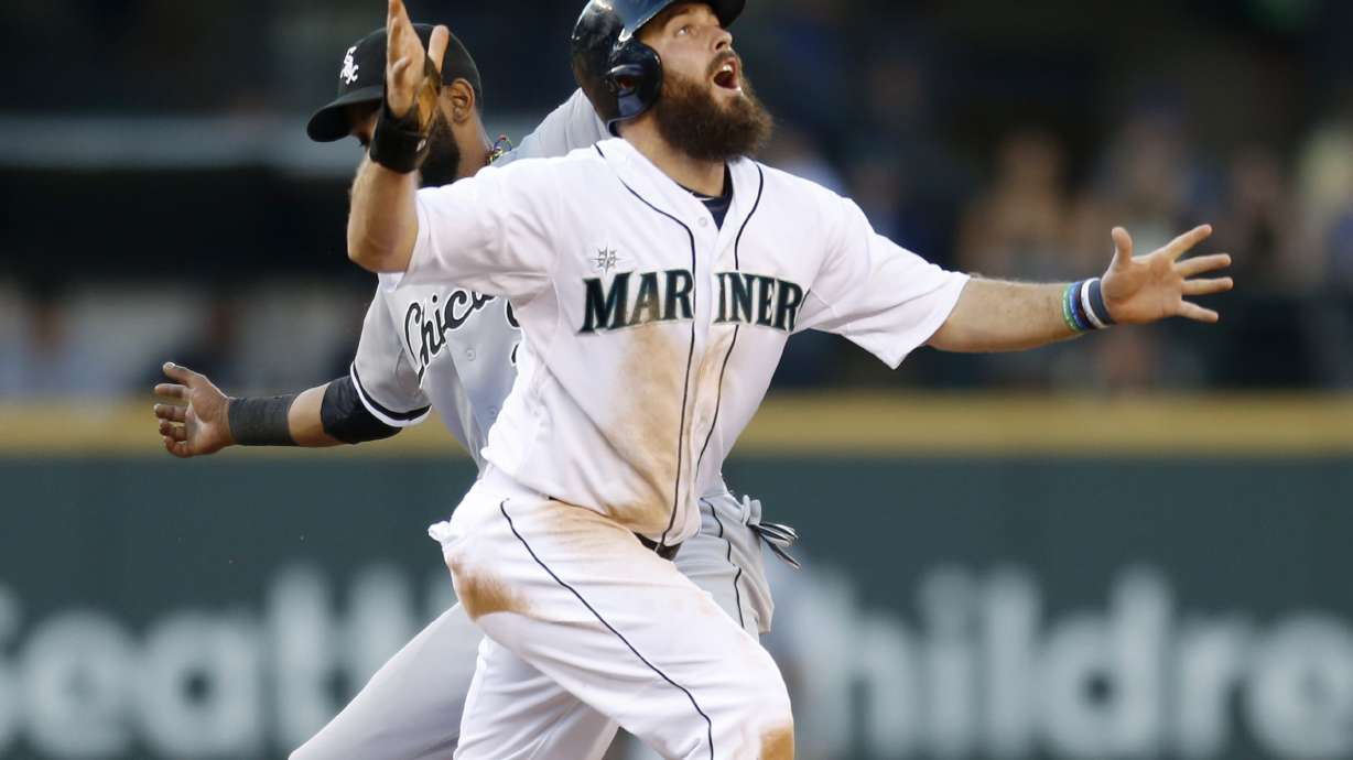 White Sox beat Mariners 2-1 in 10 innings