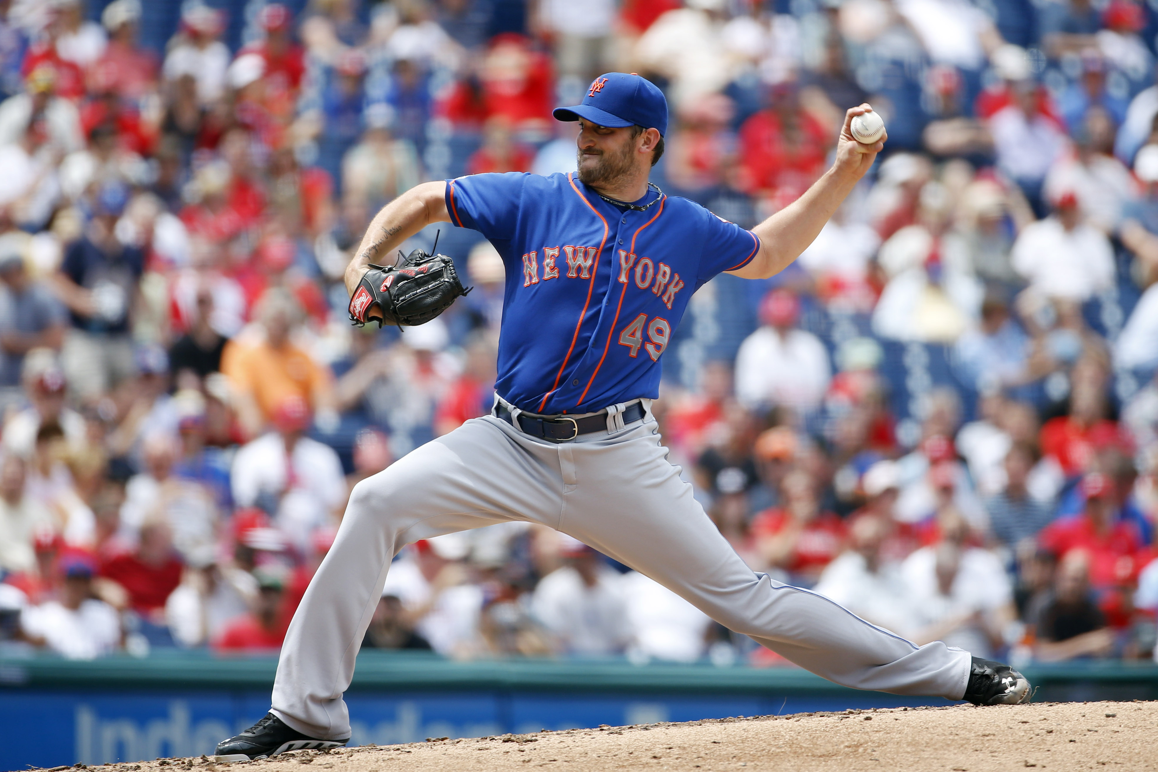 Recker, Niese lead Mets over Phillies