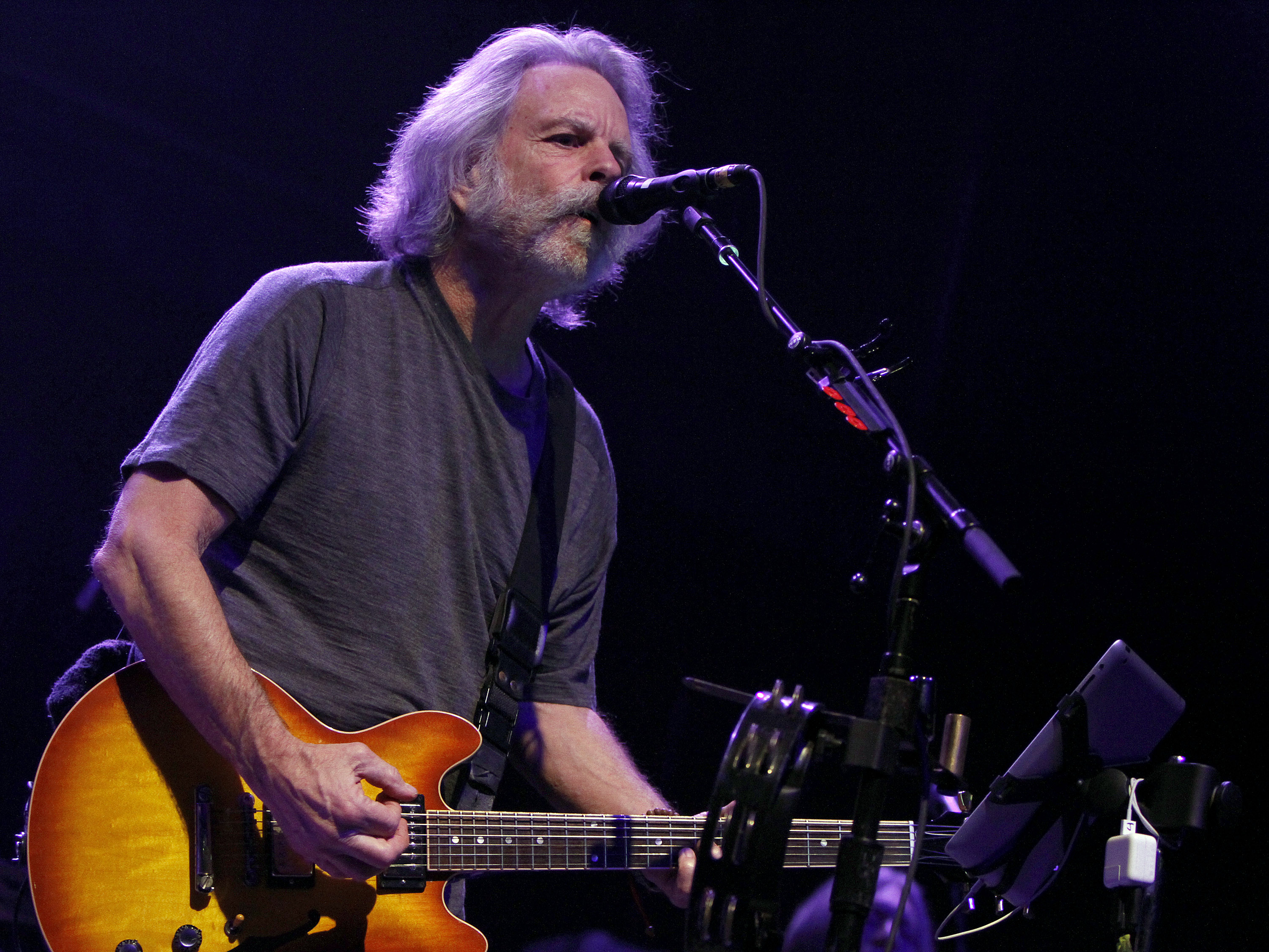 Bob Weir canceling tour dates for rest of the year