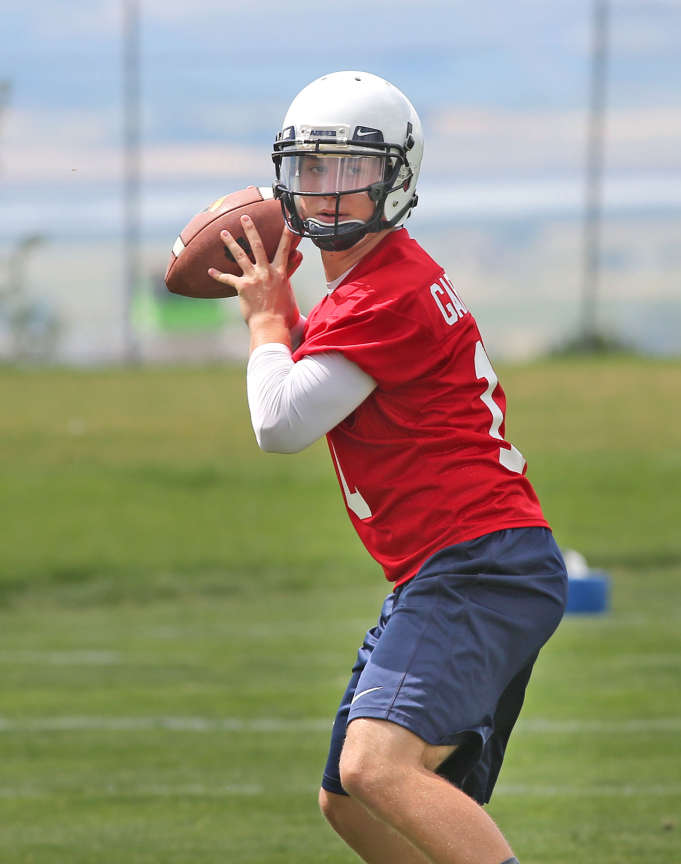 Experienced sophomore QB Garretson making good use of time