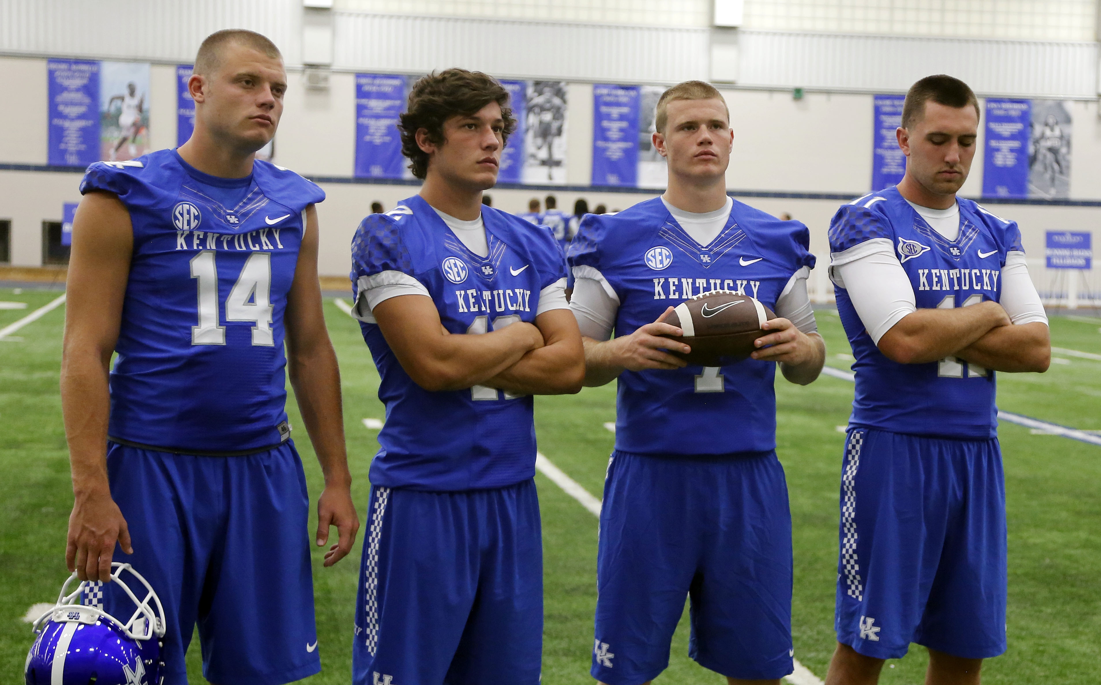 Kentucky seeks growth in Mark Stoops' 2nd year