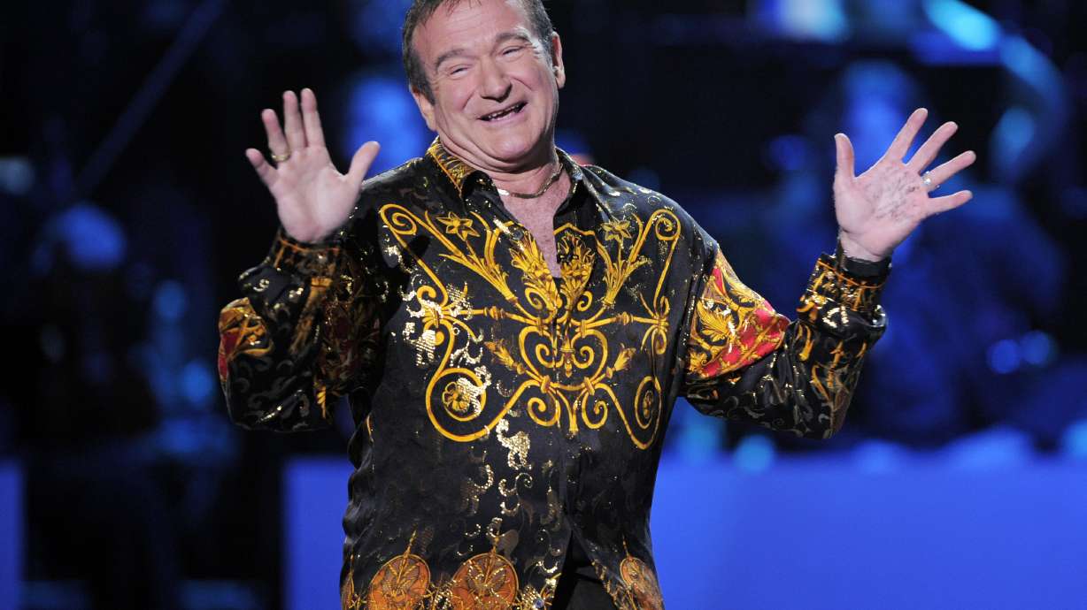 Robin Williams hanged self but no answer as to why