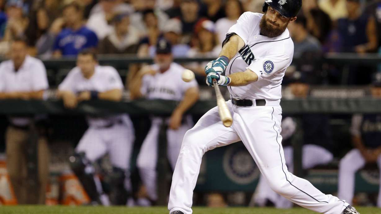 Seattle hits 2 homers, knocks off Blue Jays 6-3