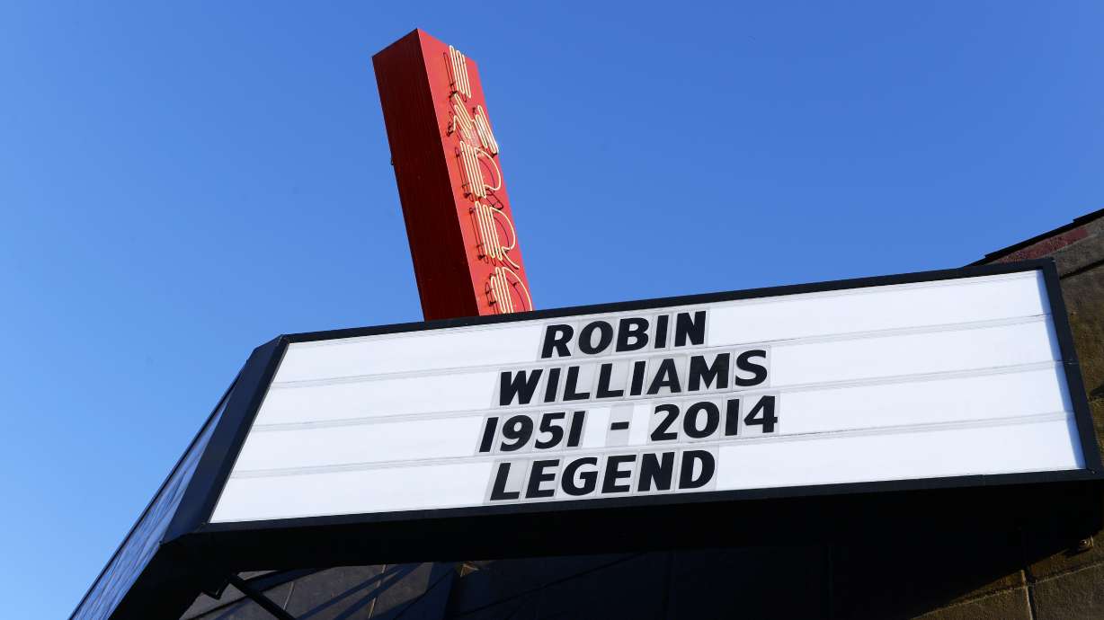 'Aladdin' stage, film stars mourn Robin Williams